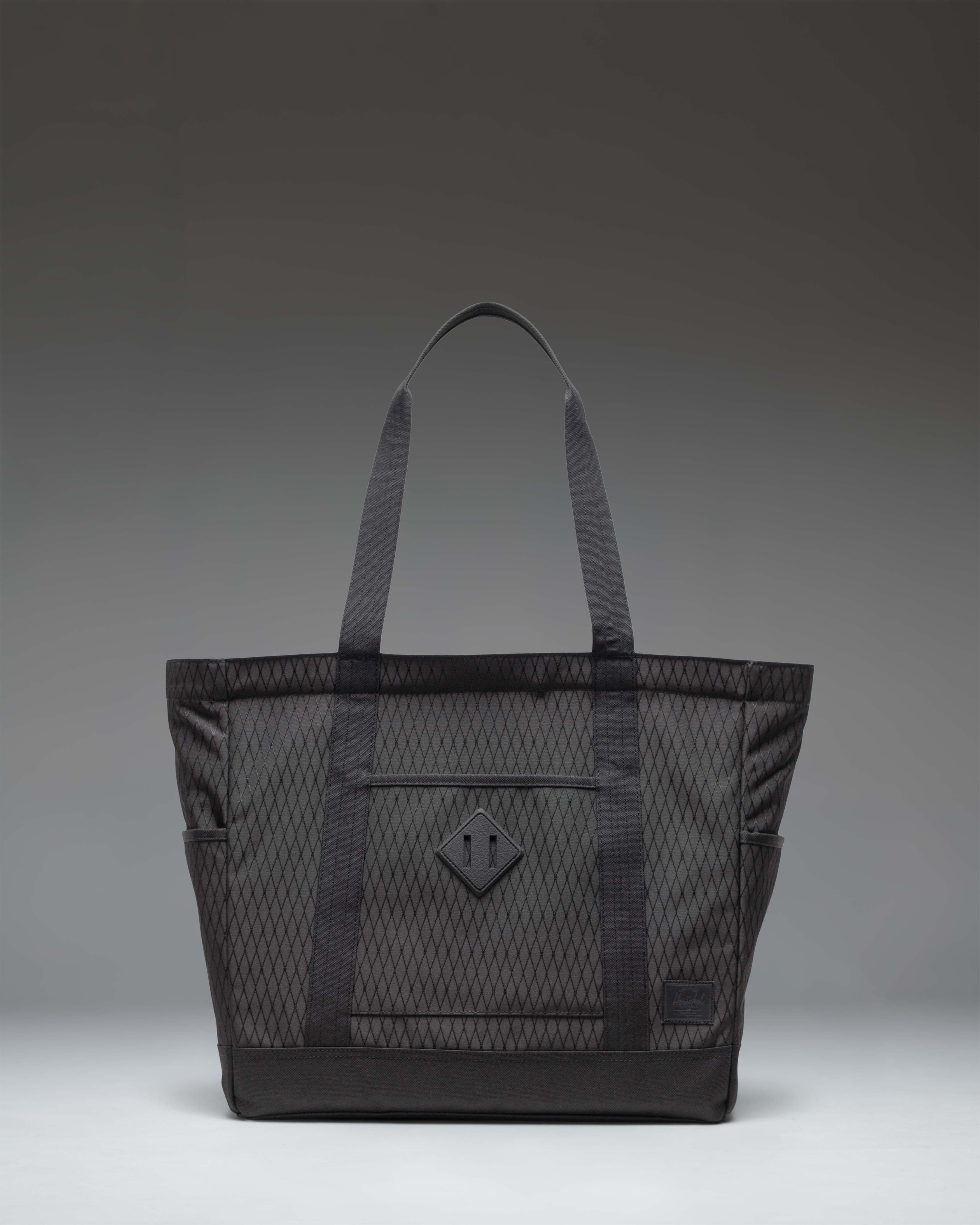 Herschel Heritage Tote 24.5L in Black Diamond/Black — front view