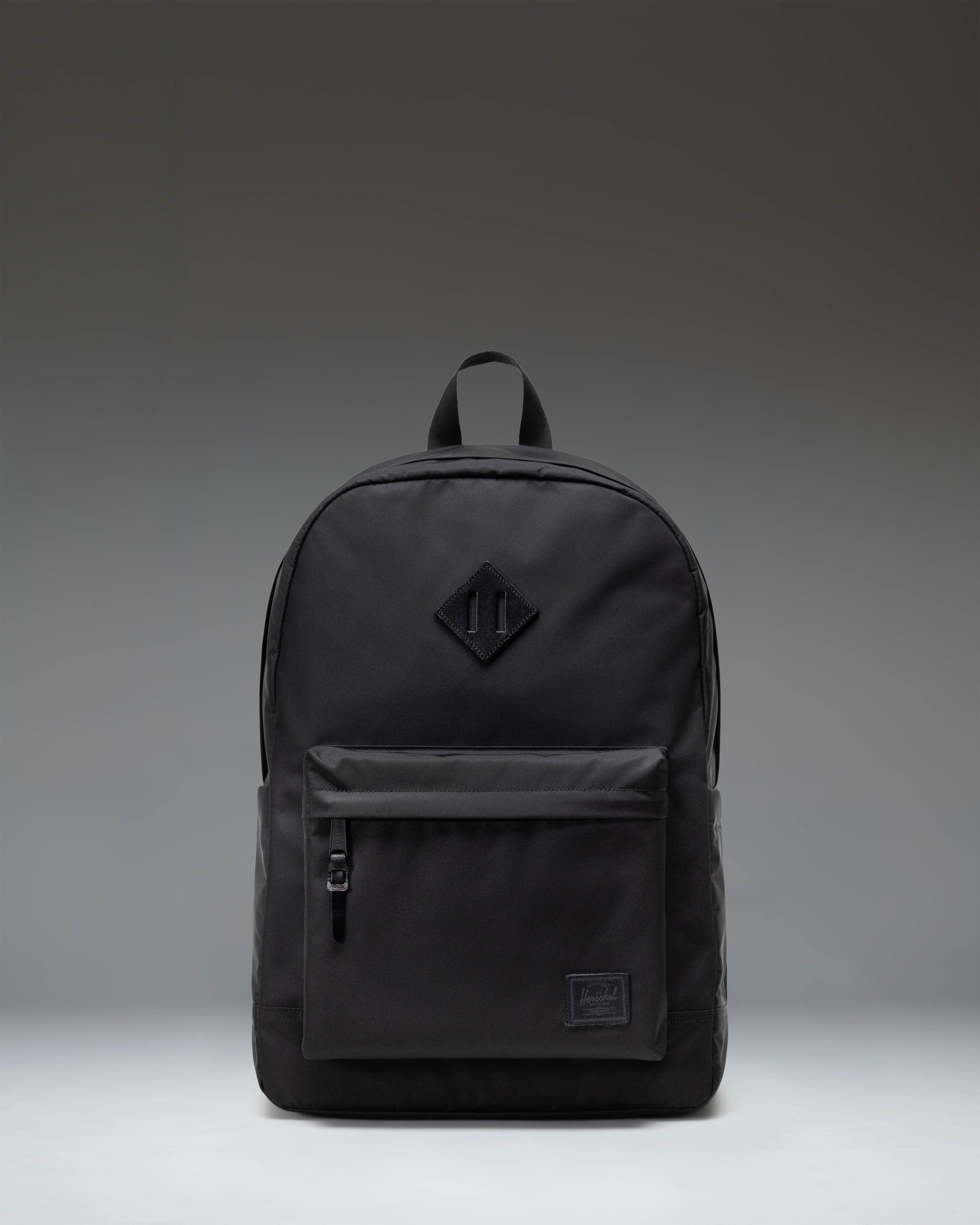 Herschel Heritage Backpack Premium Classic 24L in Black — front view