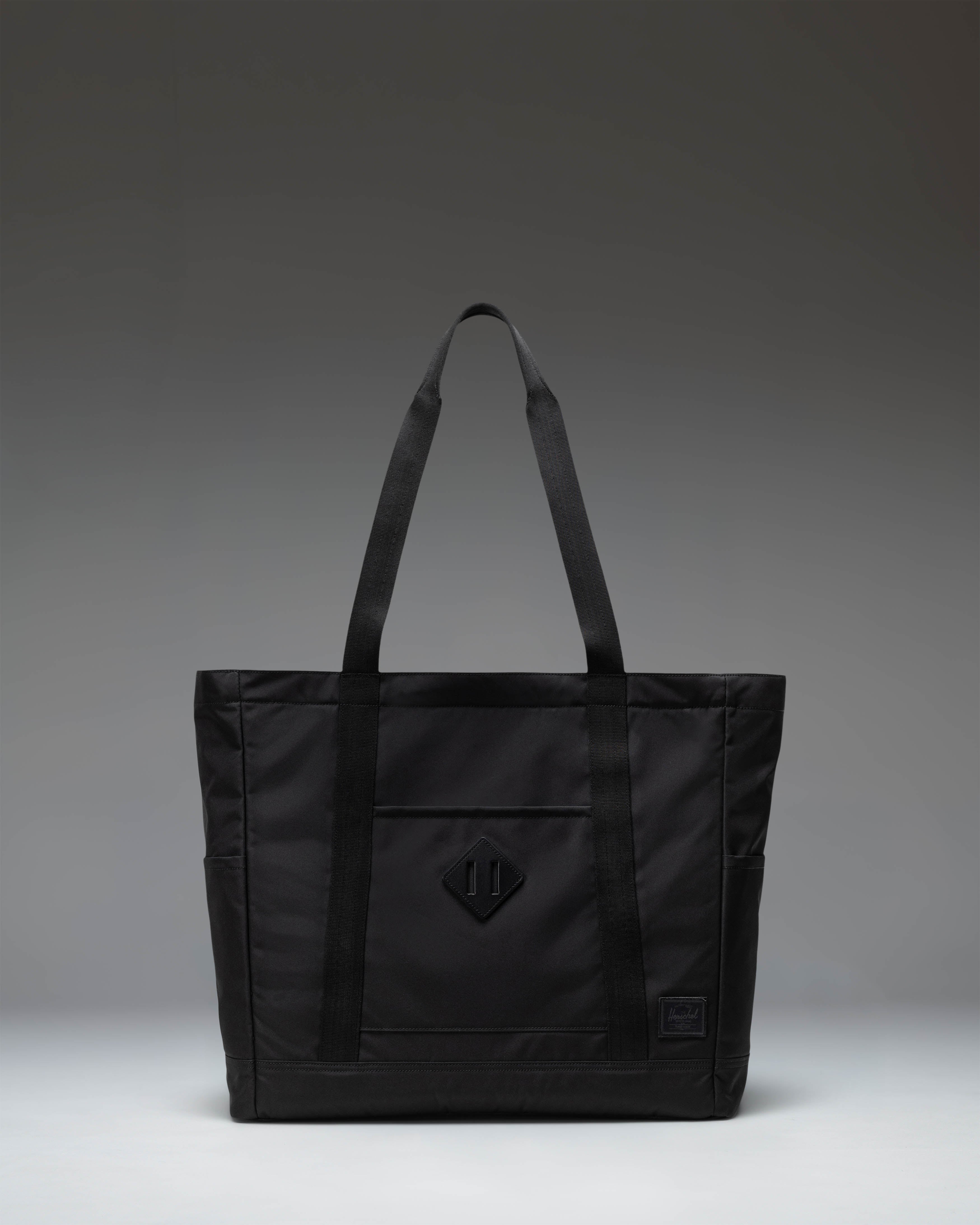Herschel Heritage Tote Premium Classic 24.5L in Black — front view