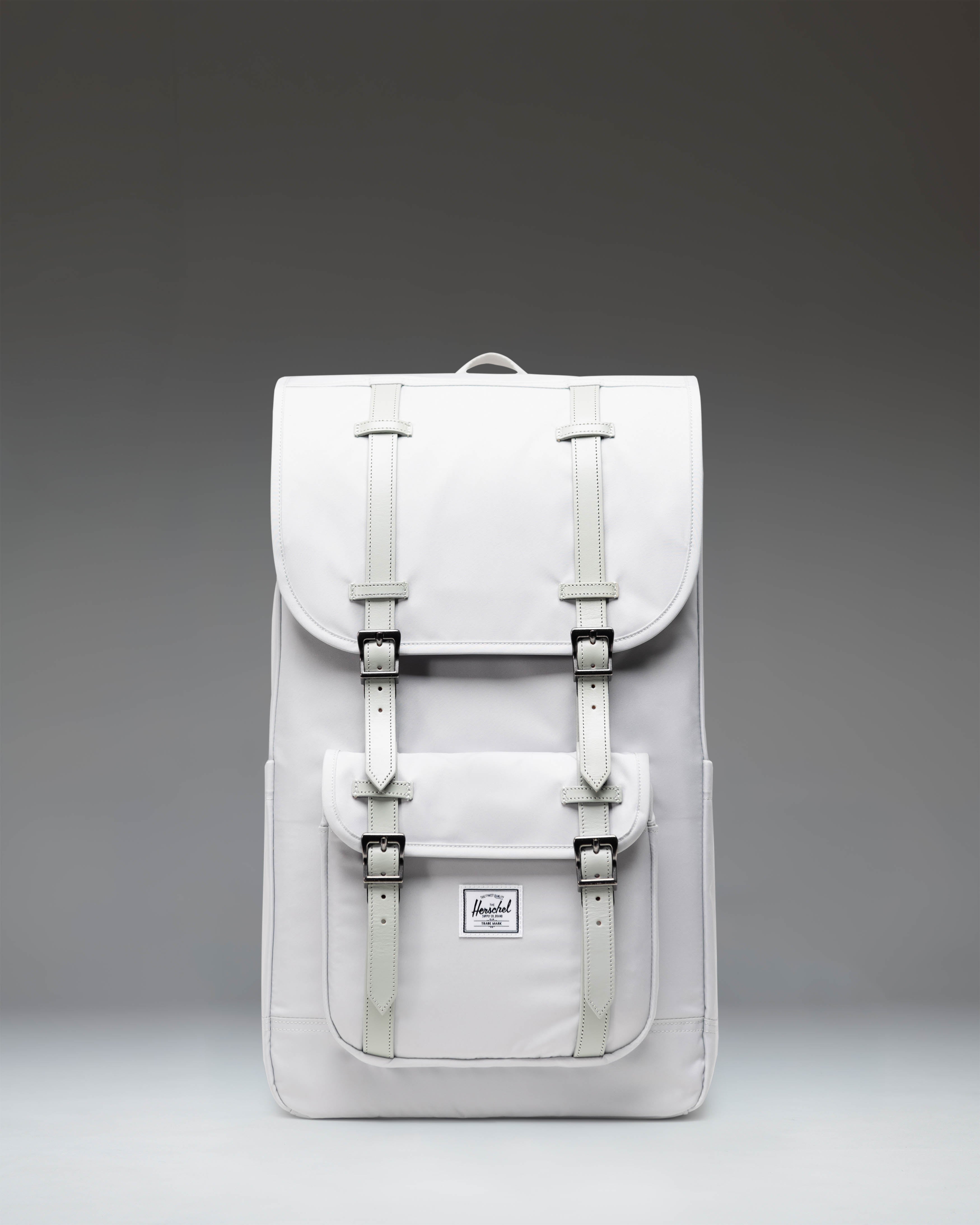 Herschel Little America Backpack Premium Classic 30L in Metal — front view