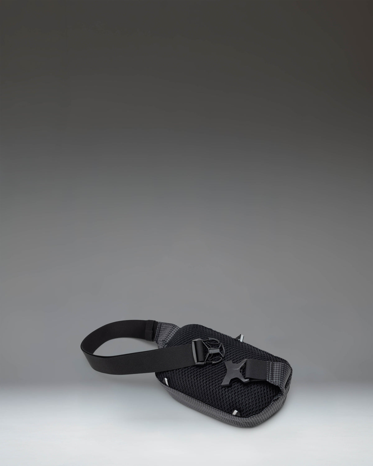 Herschel Ultralight Hip Pack 2L in Black — angle view 2