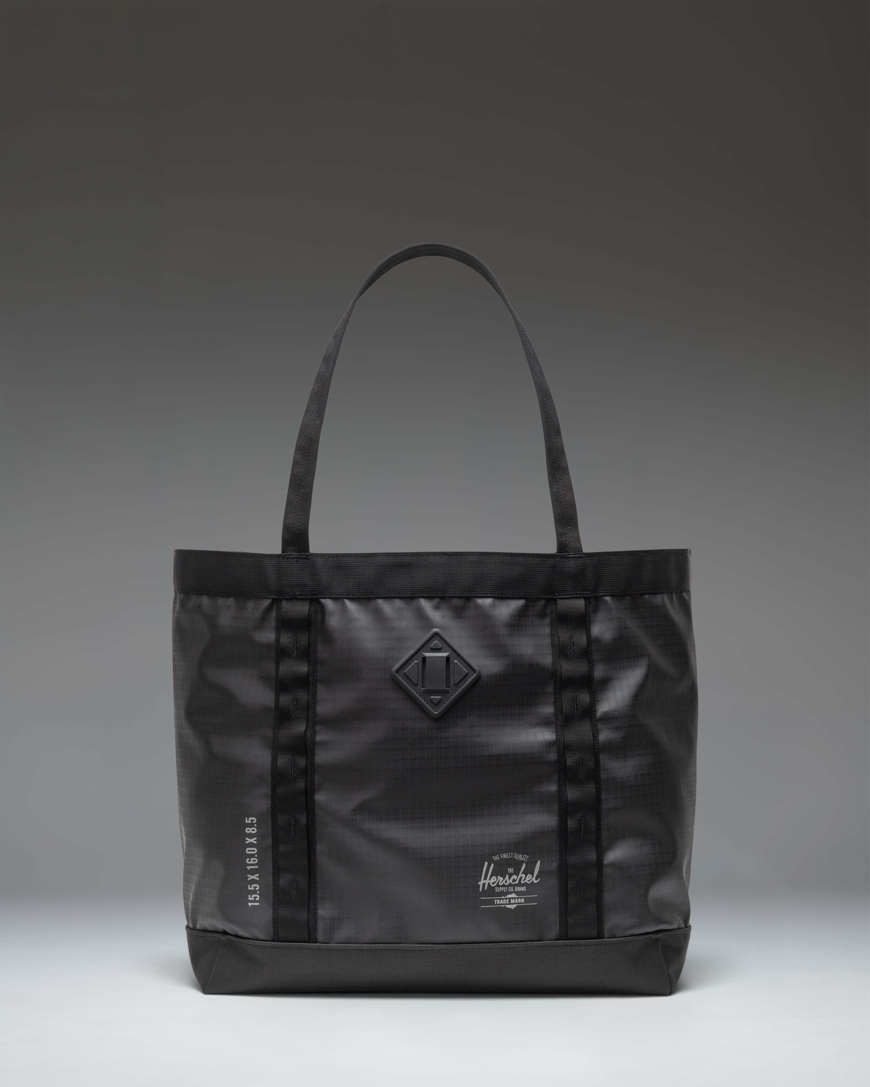 Herschel All Season Gear Tote 33L in Black — front view
