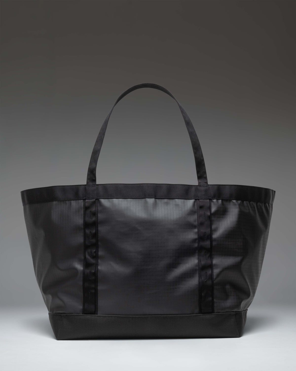 Herschel All Season Gear Tote 63L in Black — back view