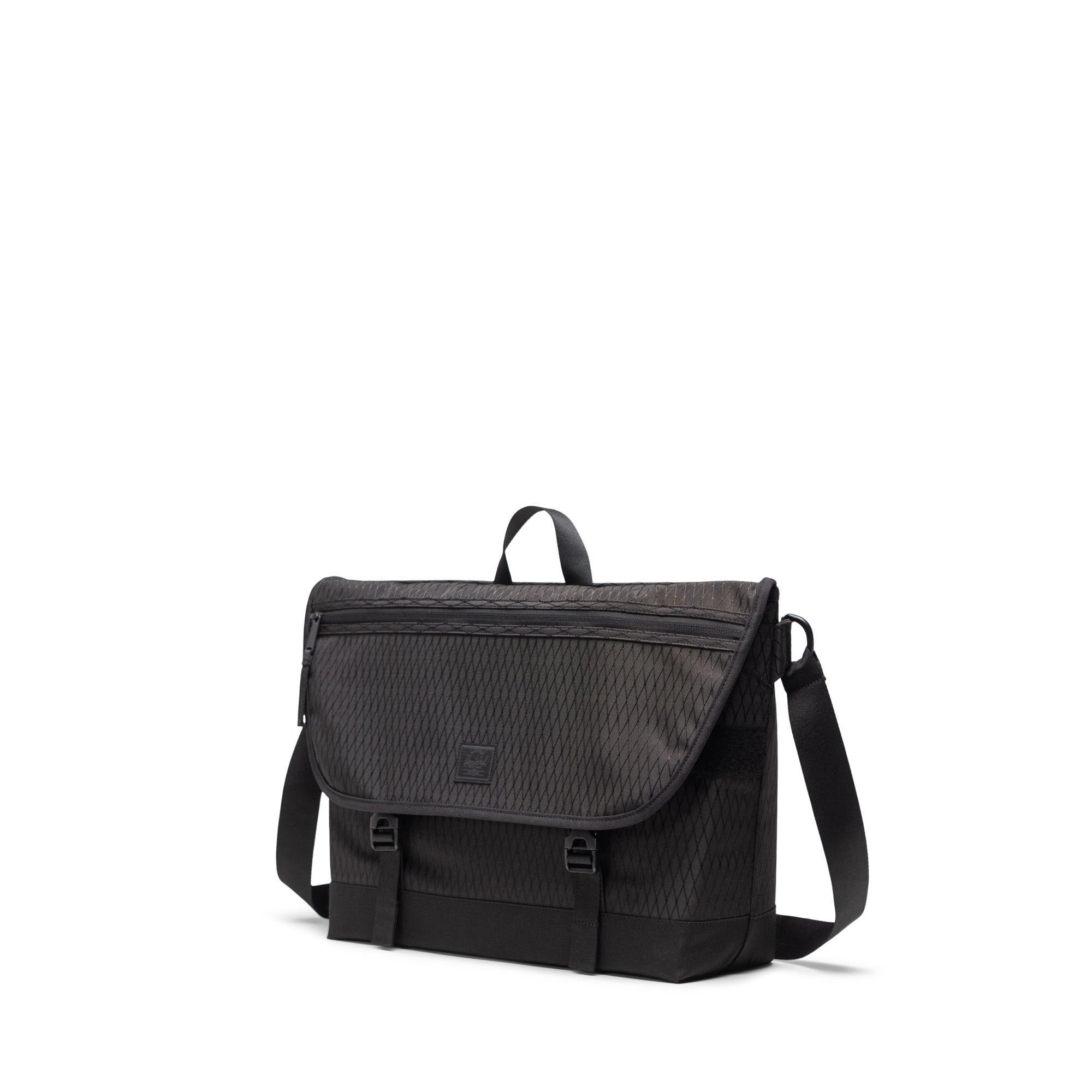 Herschel Cove Messenger - 22.5L in Black Diamond/Black — angle view 2 # color_Black Diamond/Black