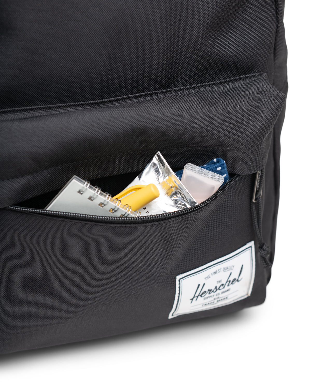 Herschel Classic Backpack | XL 30L in Black — detail view 3 # color_Black