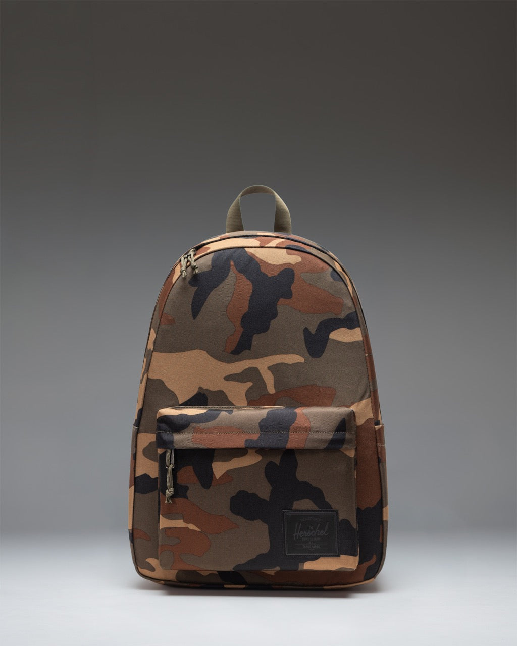 Herschel Classic Backpack | XL 30L in Woodland Camo/Black Label — front view # color_Woodland Camo/Black Label