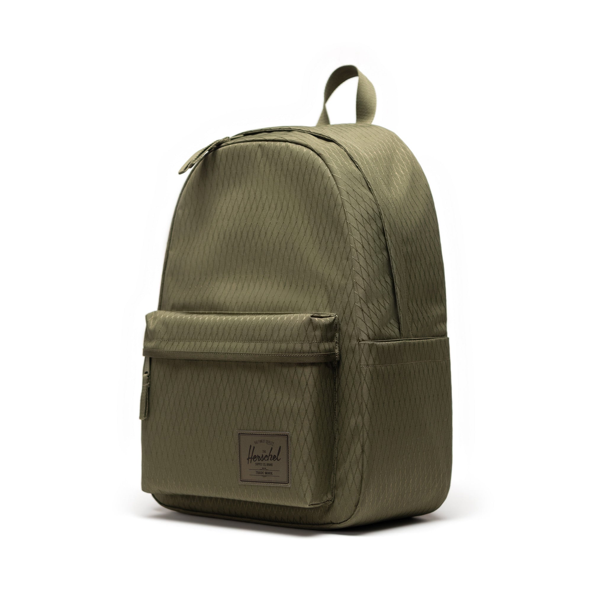 Herschel Classic Backpack | XL 30L in Ivy Green Diamond — angle view 2 # color_Ivy Green Diamond
