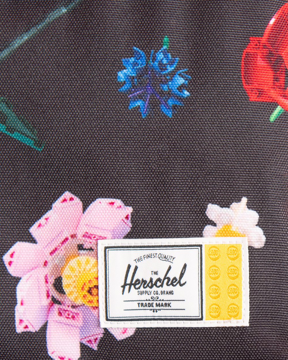 LEGO Herschel Retreat Tote 20L in Falling Florals — detail view