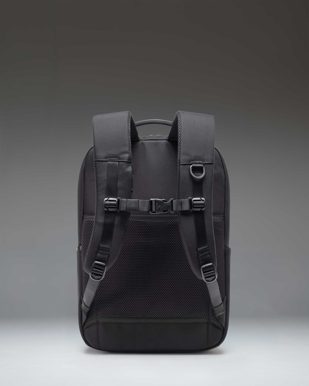Herschel Kaslo Daypack Tech Cordura 20L in Black — back view