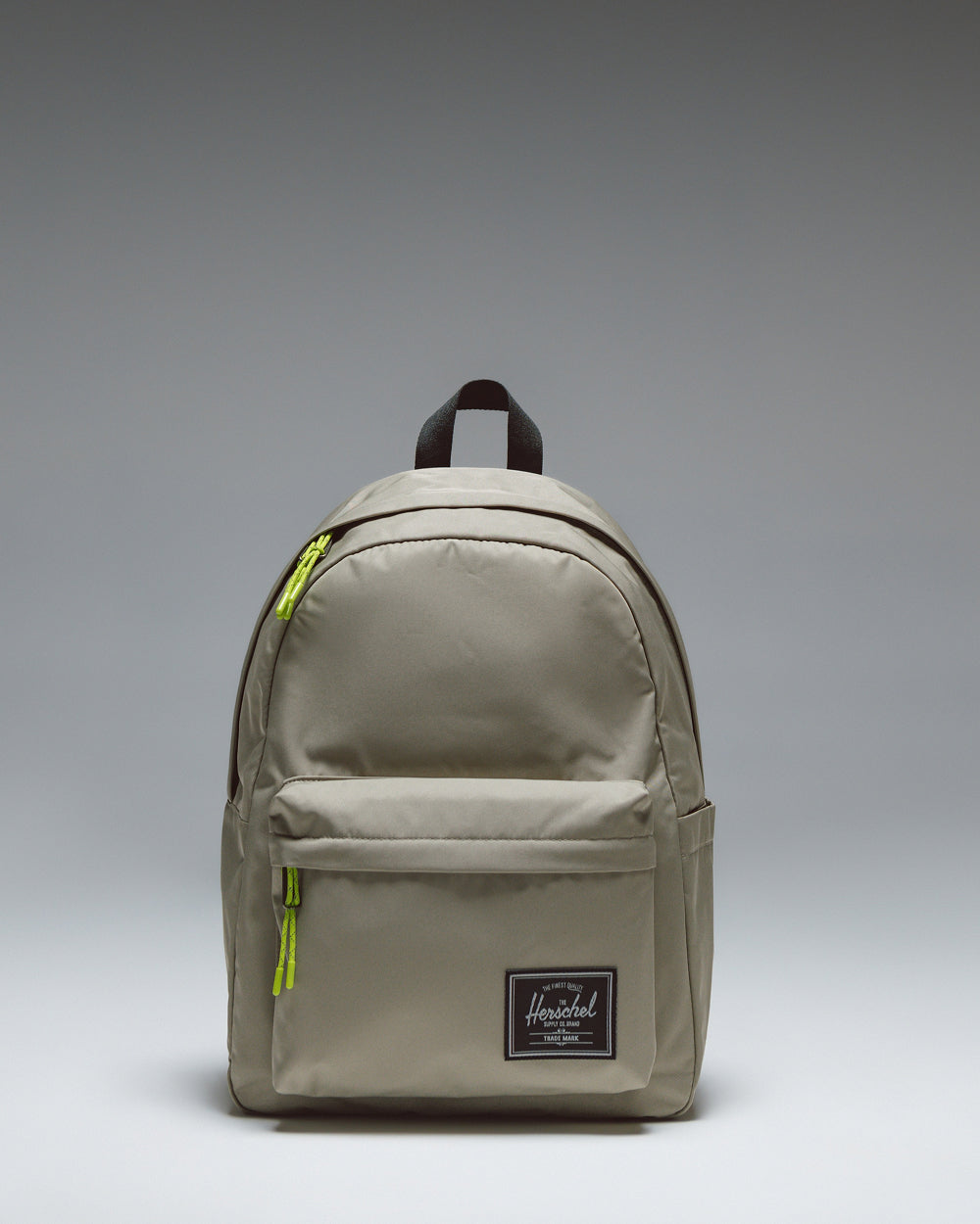 Herschel Classic Backpack Twill 26L in Laurel Oak — front view
