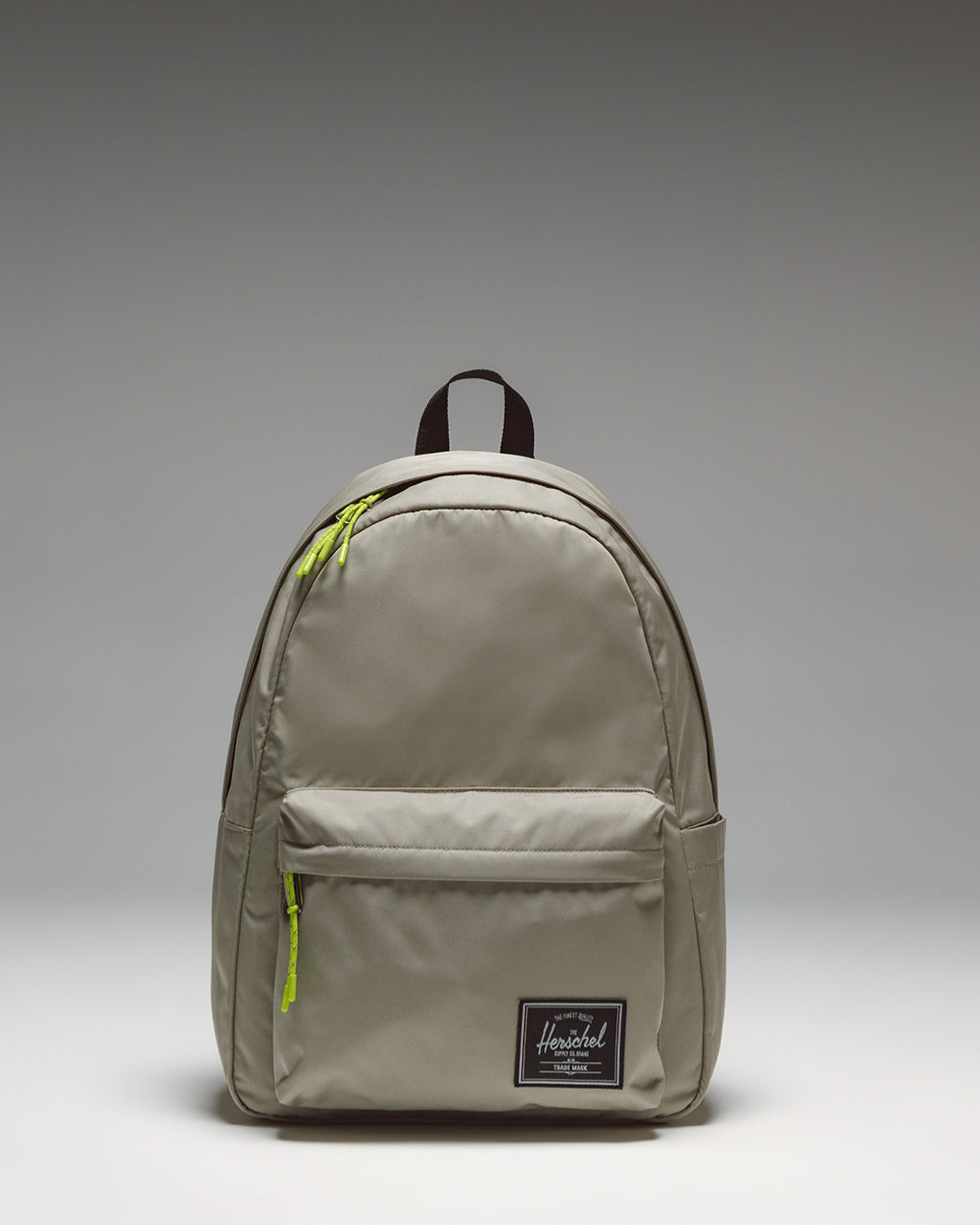 Herschel Classic XL Backpack Twill 30L in Laurel Oak — front view