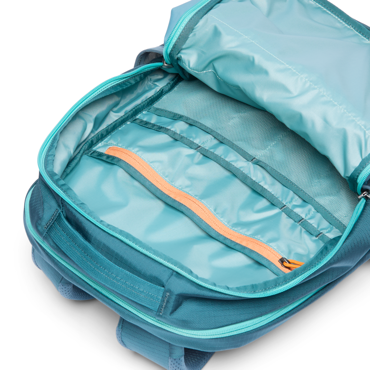Cotopaxi Allpa 26L Daypack in Blue Spruce/Abyss — angle view 4