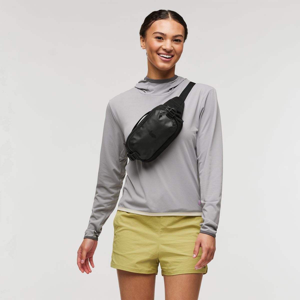Cotopaxi Allpa X 1.5L Hip Pack in Black — angle view 3