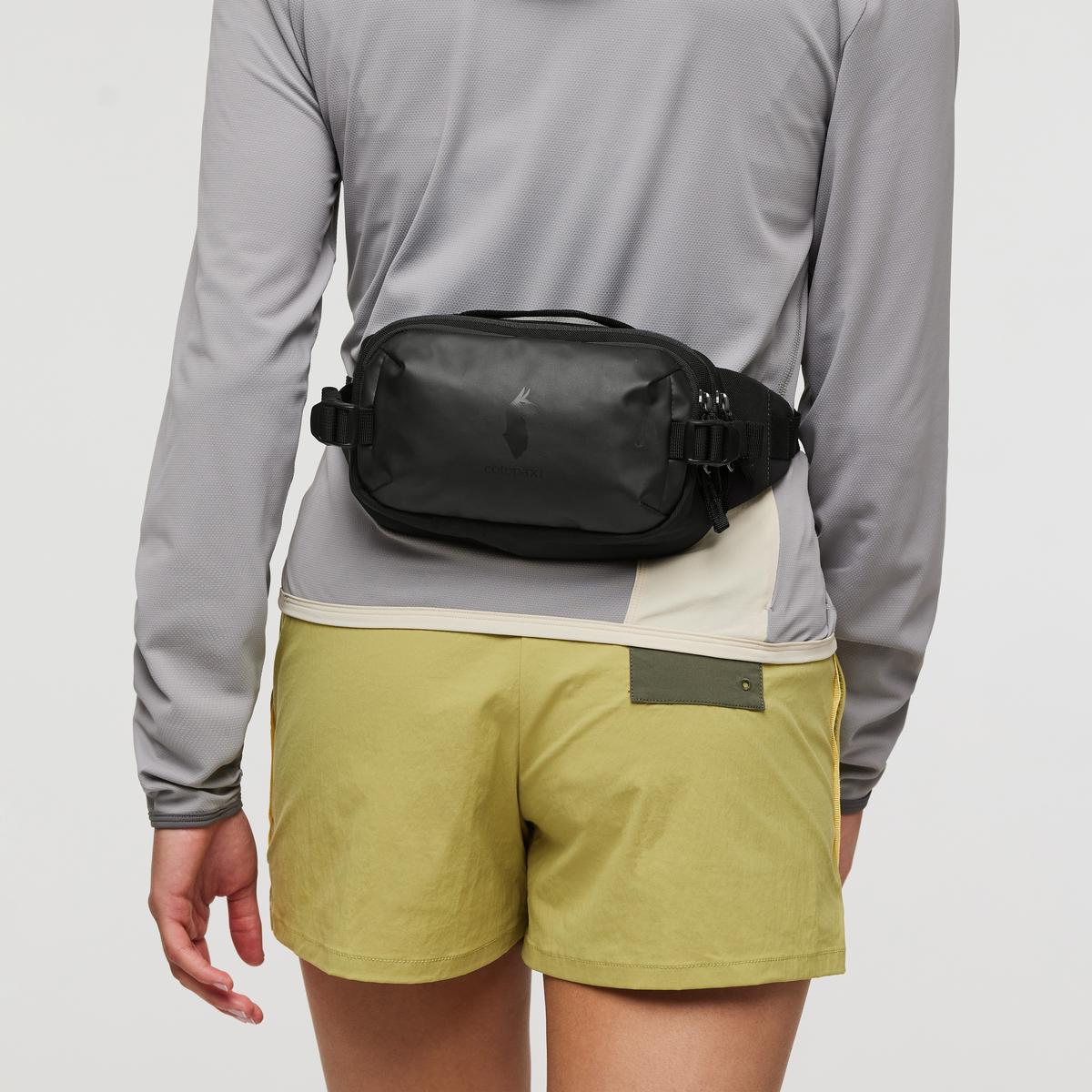 Cotopaxi Allpa X 1.5L Hip Pack in Black — detail view