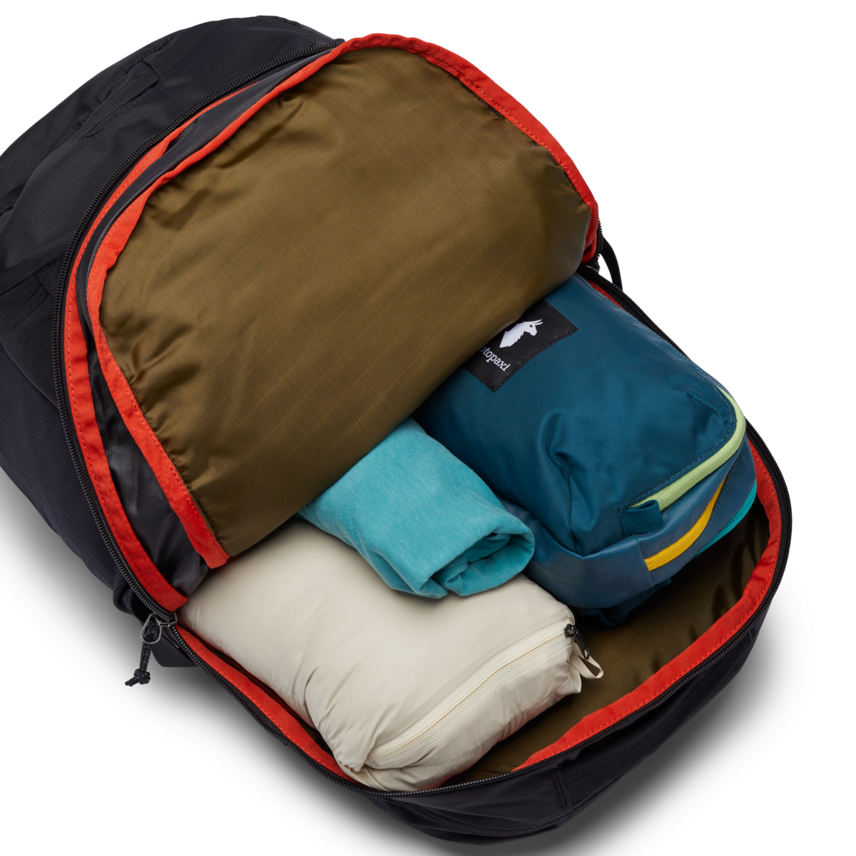 Cotopaxi Mente 32L Daypack in Black — angle view 4