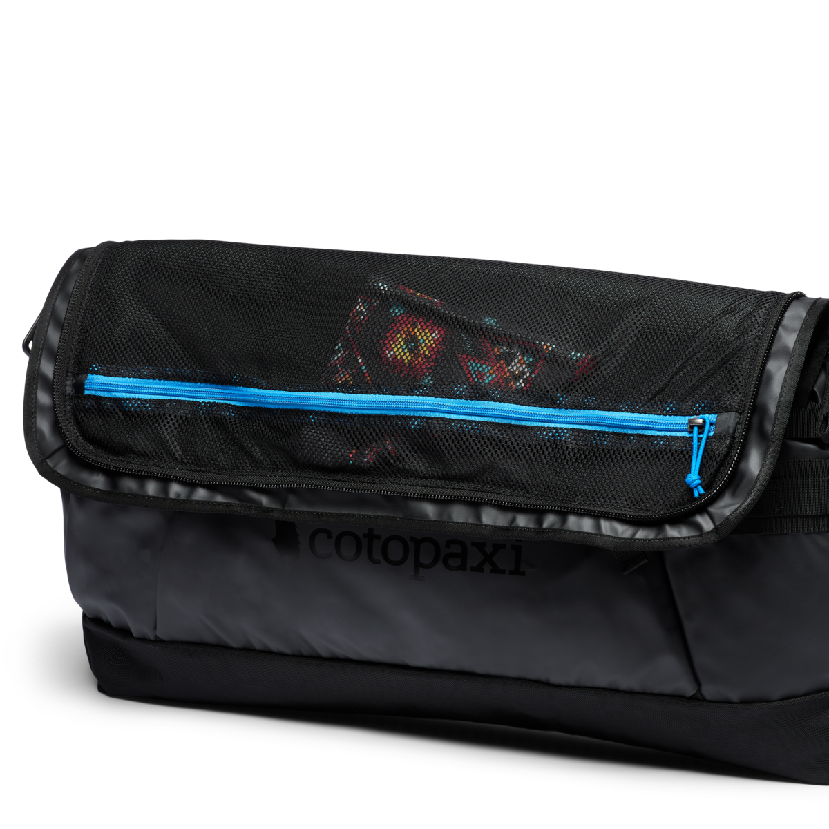 Cotopaxi Allpa Getaway 70L Duffel in Black — interior view