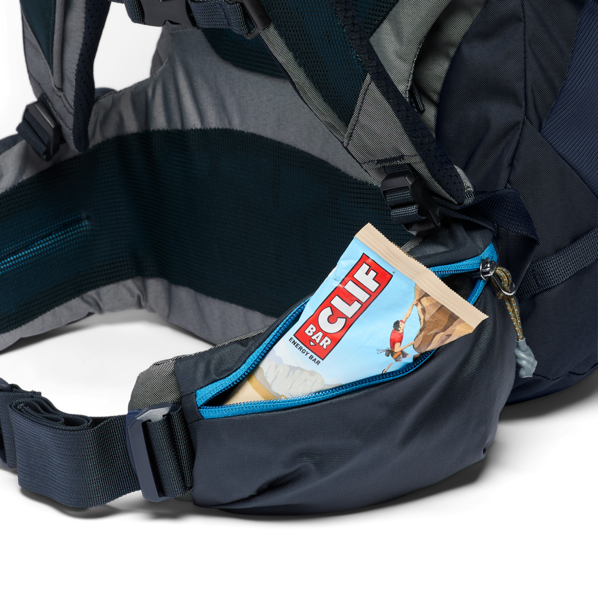 Cotopaxi Arenal 32L Backpack in Carbon — angle view 5