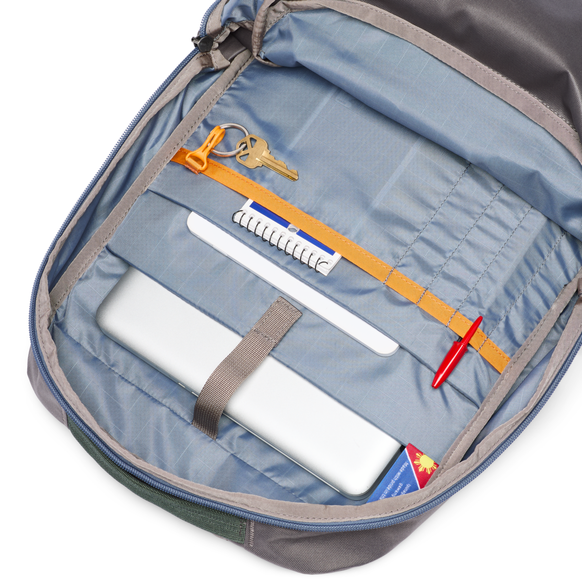 Cotopaxi Chiquillo 26L Backpack in Cinder — angle view 2
