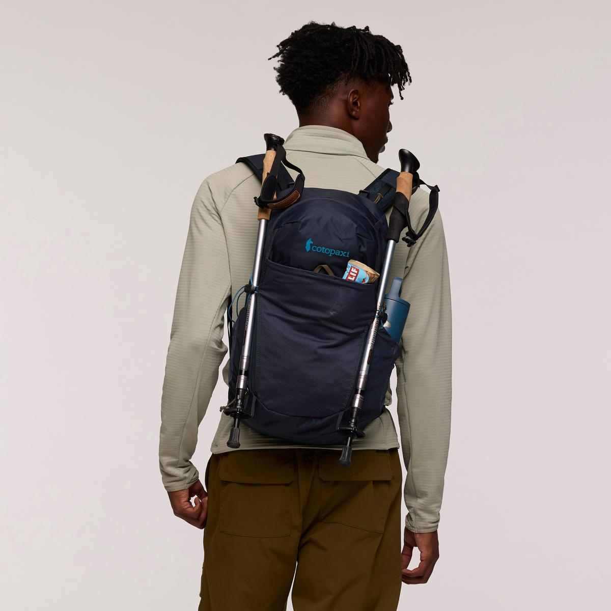 Cotopaxi Elqui 24L Backpack in Carbon — lifestyle