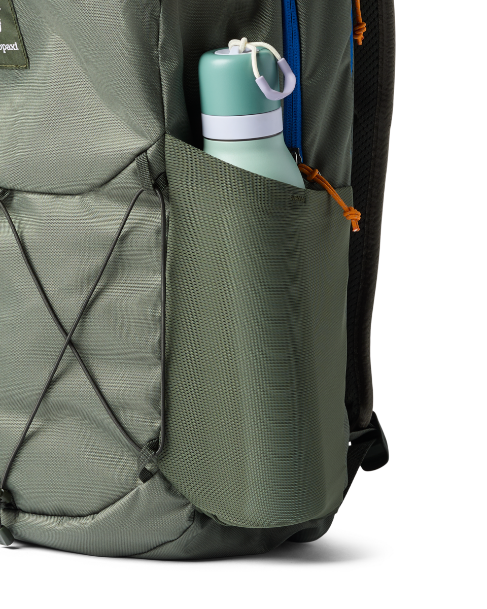 Cotopaxi Abierto 26L Daypack in Fatigue — angle view 1