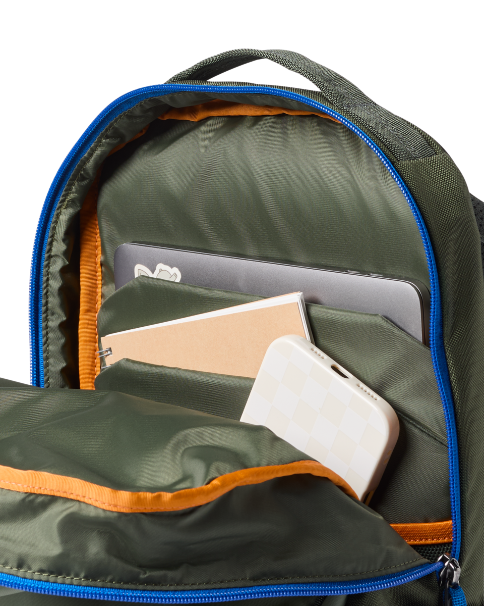 Cotopaxi Allpa 18L Daypack in Fatigue — angle view 3