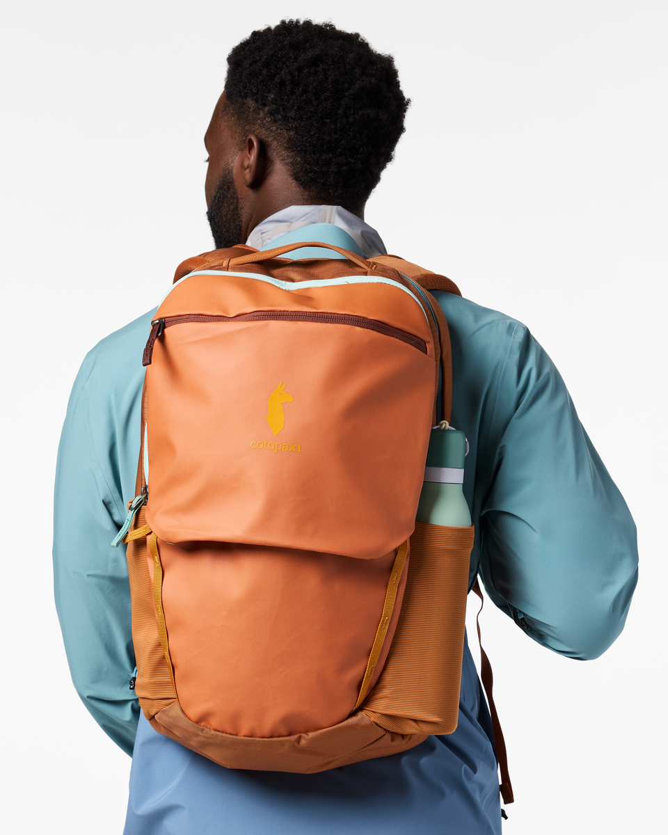 Cotopaxi Allpa 26L Daypack in Whiskey — detail view 4