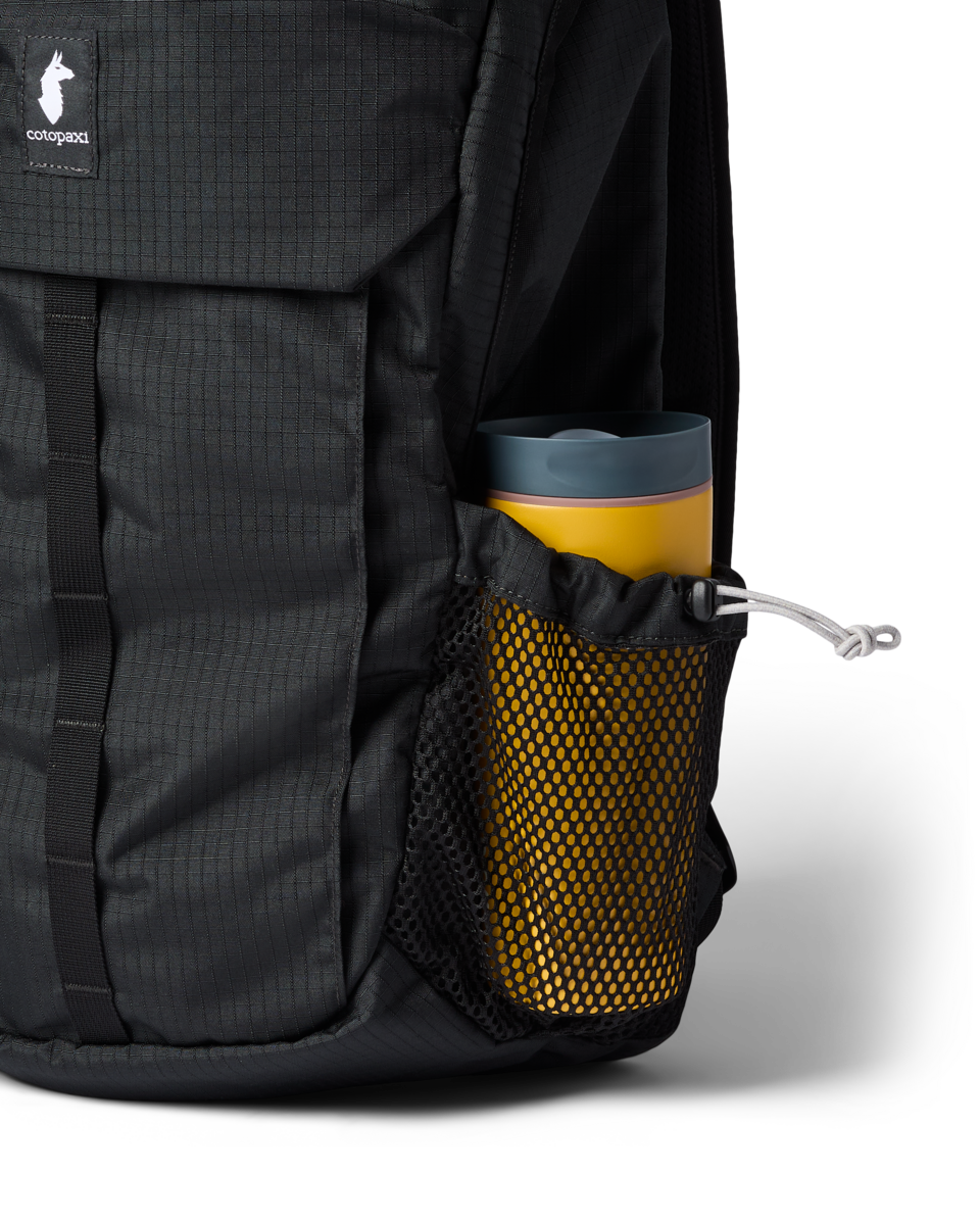 Cotopaxi Clase 28L Daypack in Black — angle view 1
