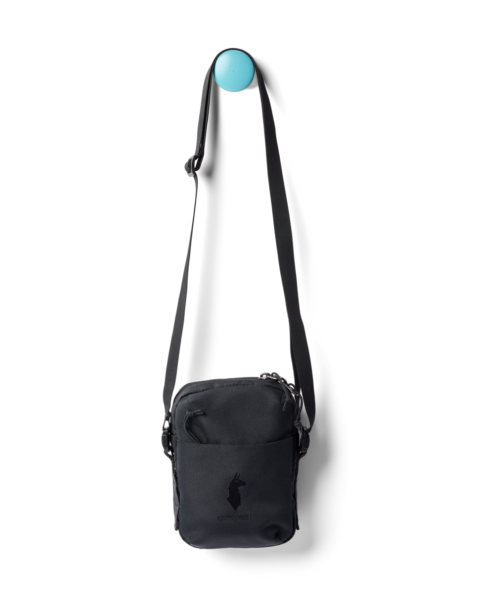 Cotopaxi Todo 1L Shoulder Bag in Black — angle view 3