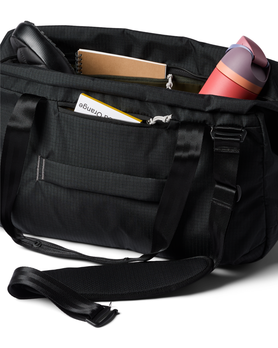 Cotopaxi Viaje 35L Travel Duffel in Black — angle view 3