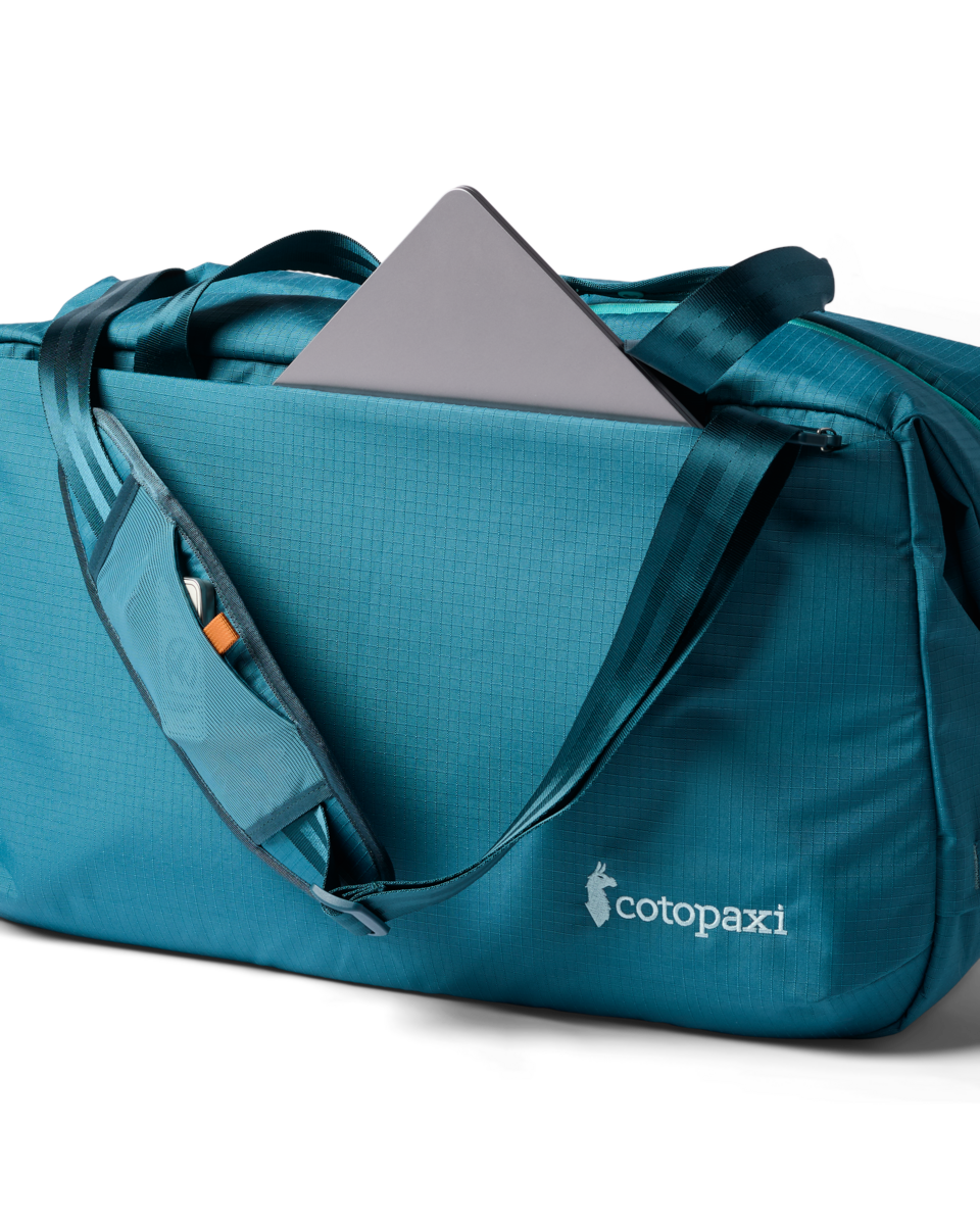 Cotopaxi Viaje 45L Travel Duffel in Blue Spruce — angle view 2