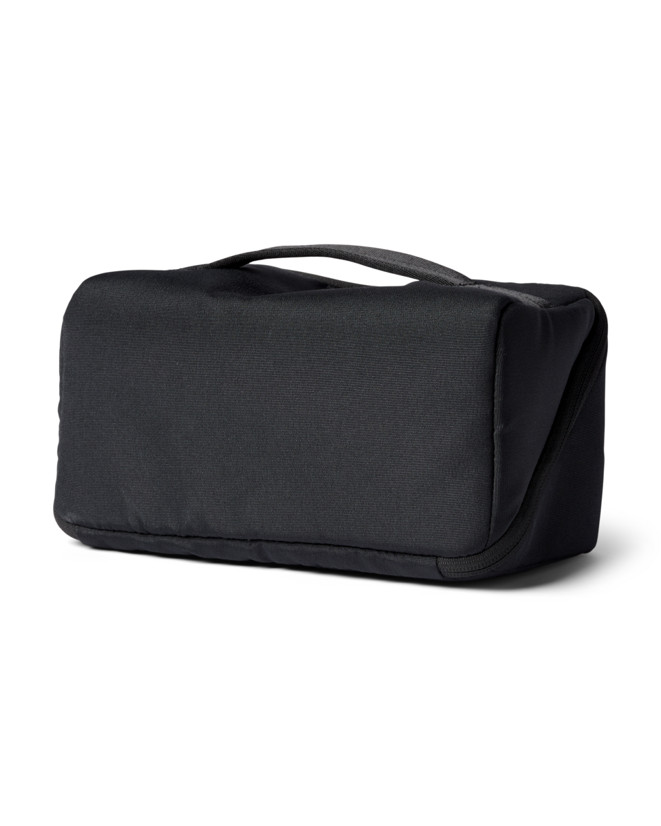 Cotopaxi Viaje Toiletry Kit in Black — back view