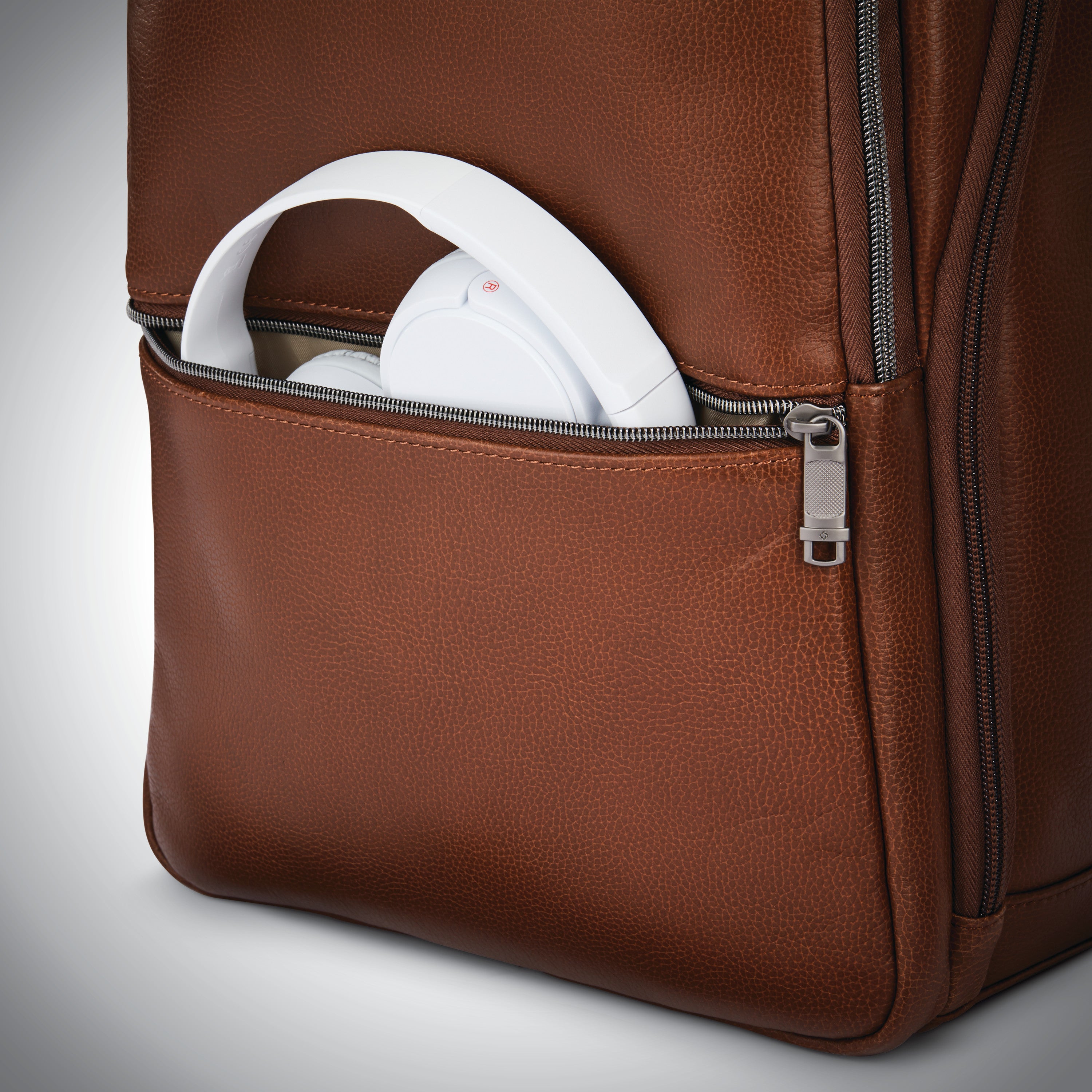 Samsonite Classic Leather Slim Backpack - Cognac