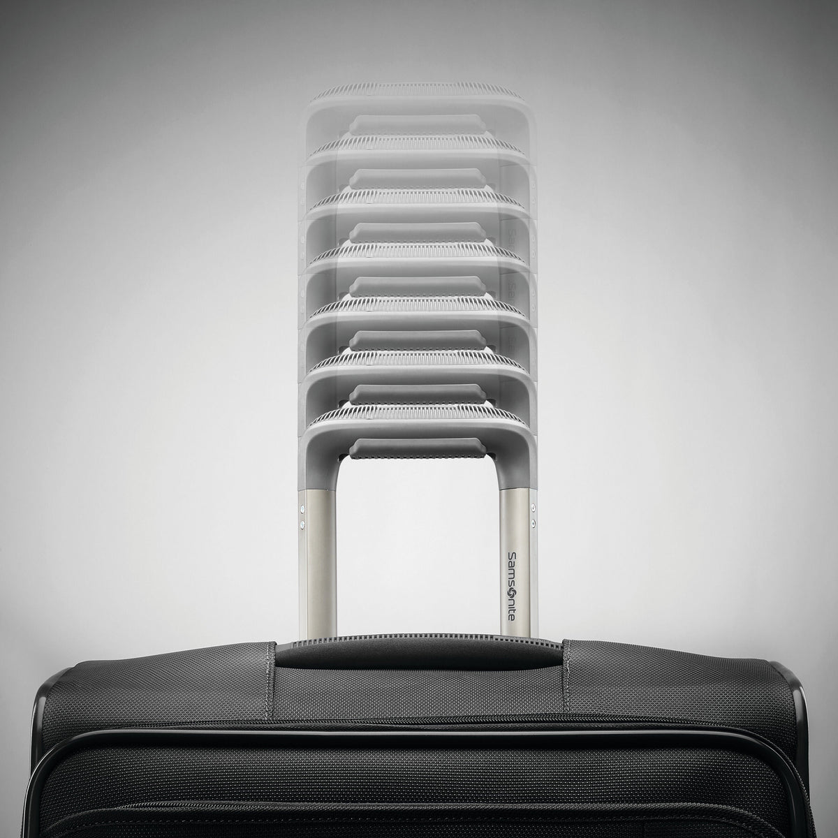 Samsonite Insignis Large Expandable Spinner in Black — detail view