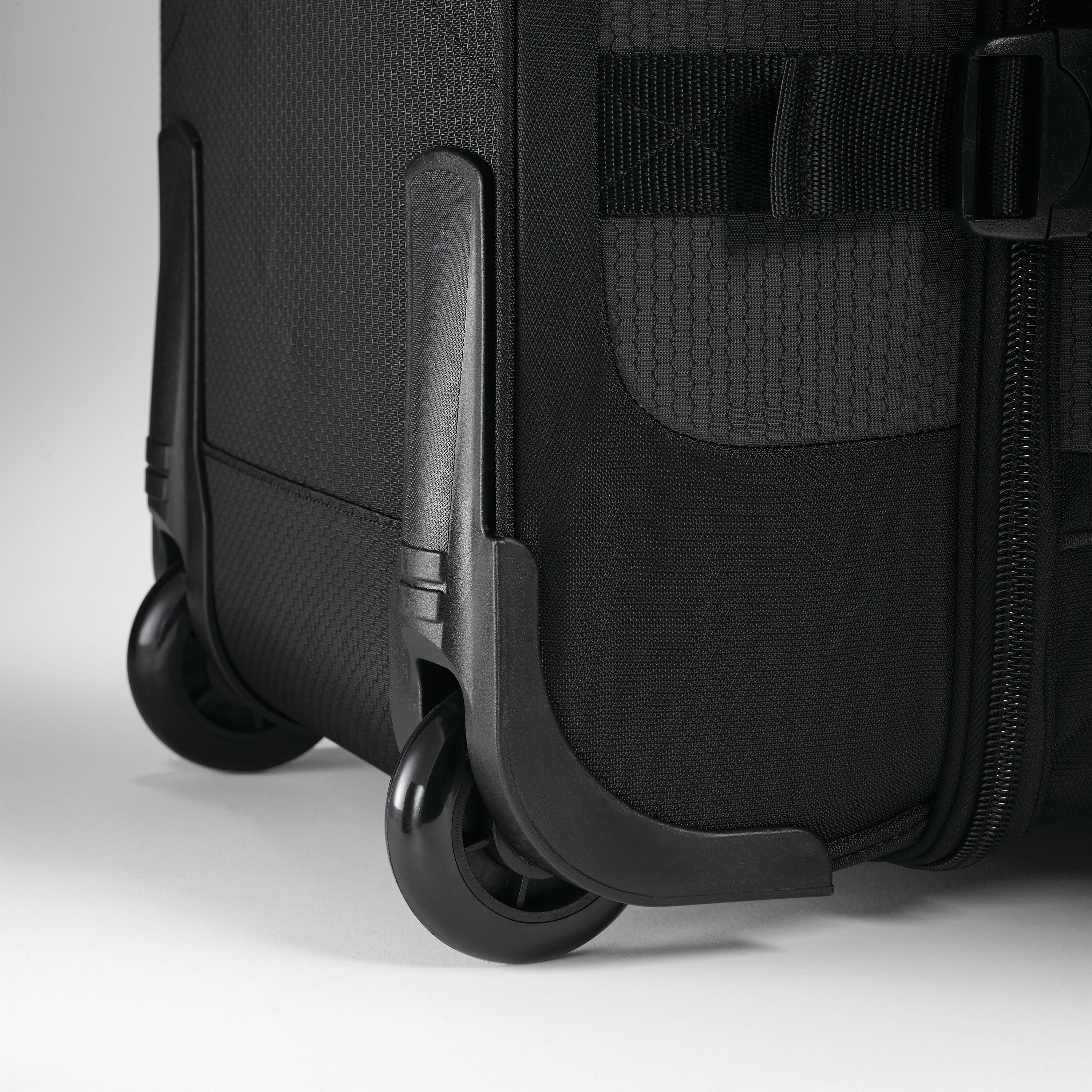 High Sierra Fairlead 28" Drop Bottom Wheeled Duffel in Mercury Black — angle view 4