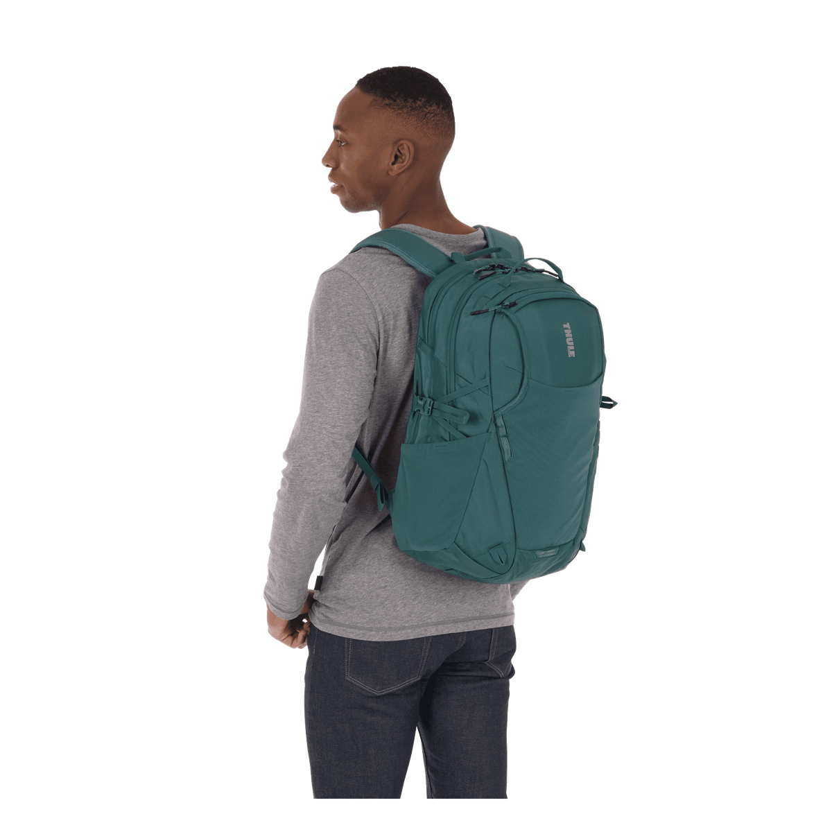 Thule EnRoute Backpack 26L in Mallard Green — lifestyle