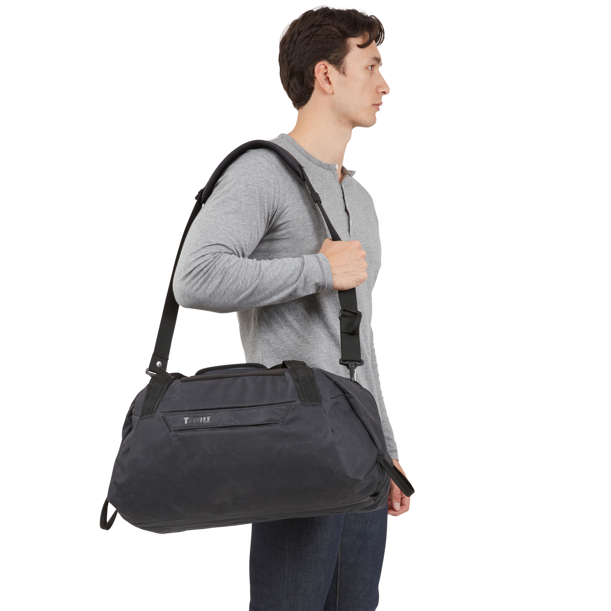 Thule Aion Duffel Bag 35L in Black — lifestyle # color_Black