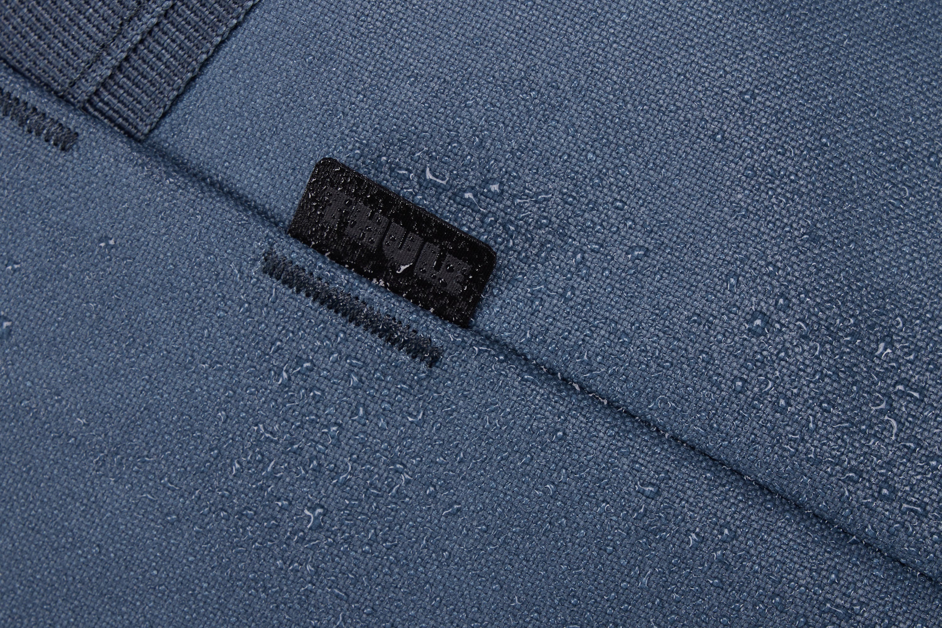 Thule Aion Duffel Bag 35L in Dark Slate — detail view # color_Dark Slate