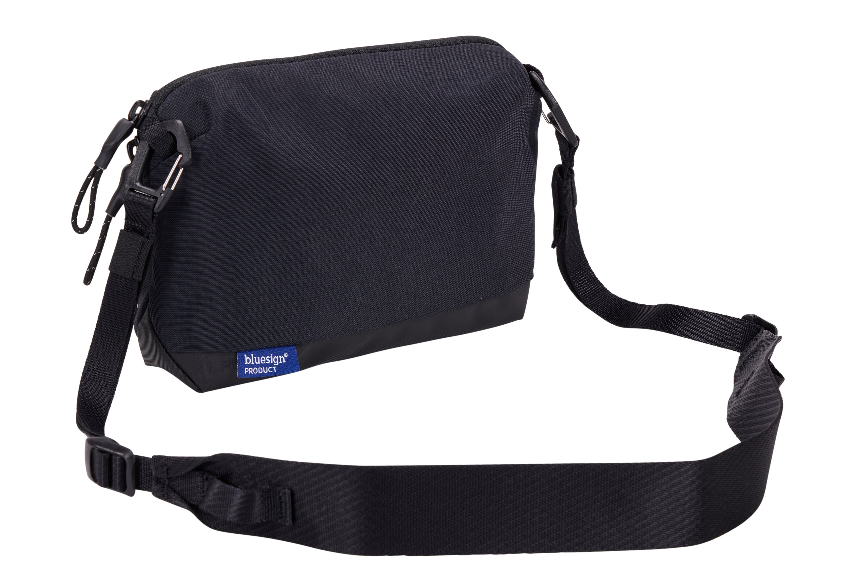 Thule Paramount Crossbody 2L in Black — angle view 4 # color_Black