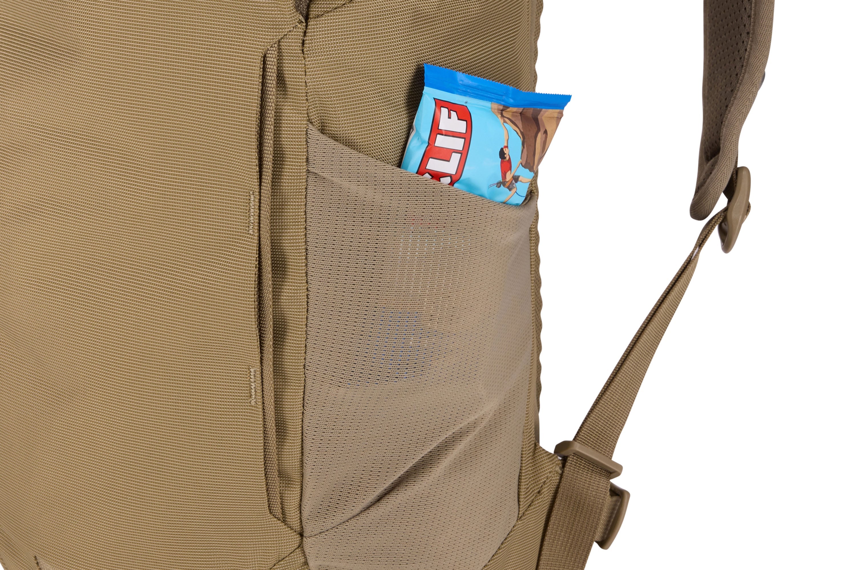 Thule AllTrail Hydration Pack 16L in Faded Khaki — detail view 3 # color_Faded Khaki