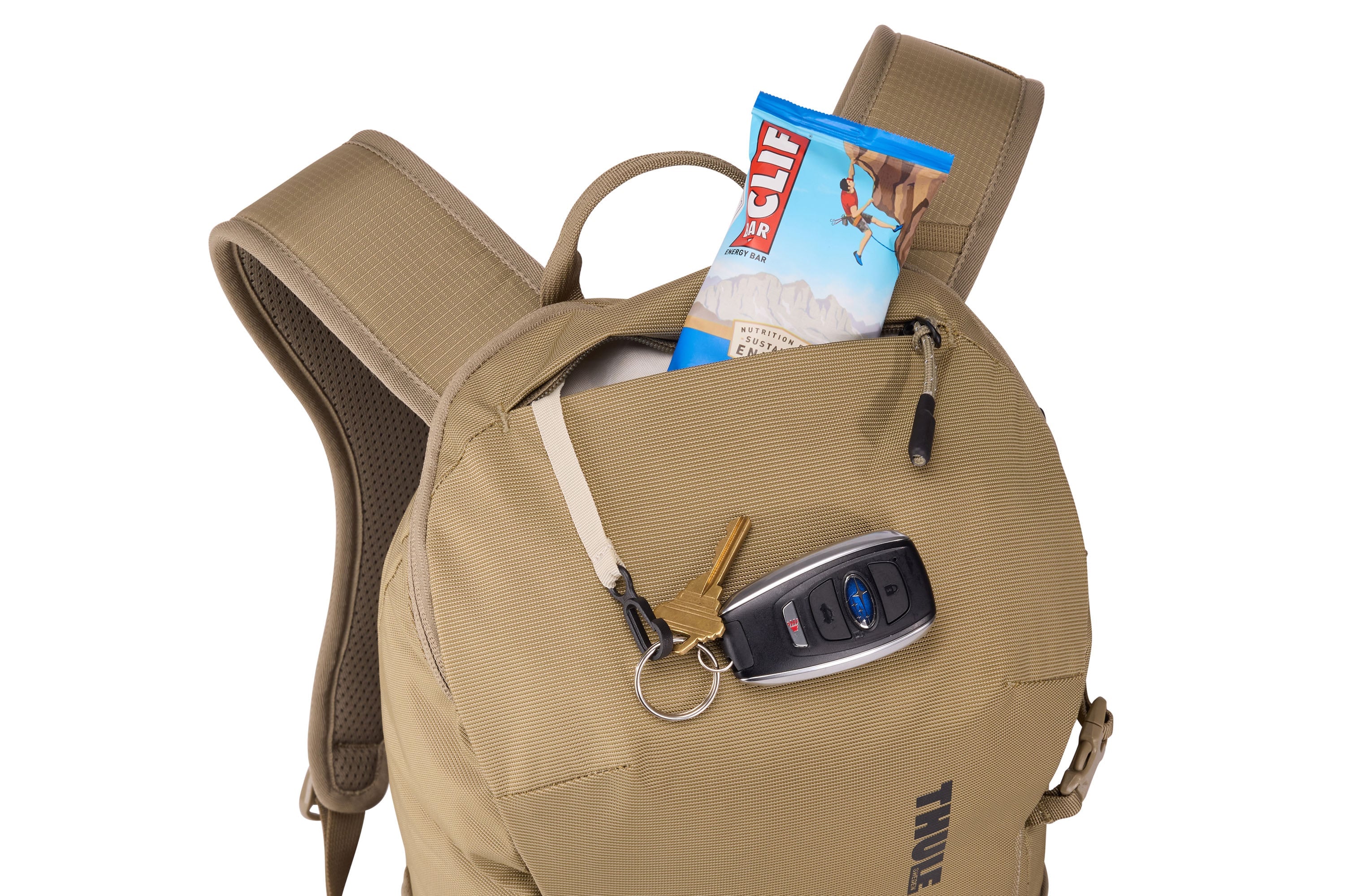 Thule AllTrail Daypack 18L in Faded Khaki — detail view # color_Faded Khaki