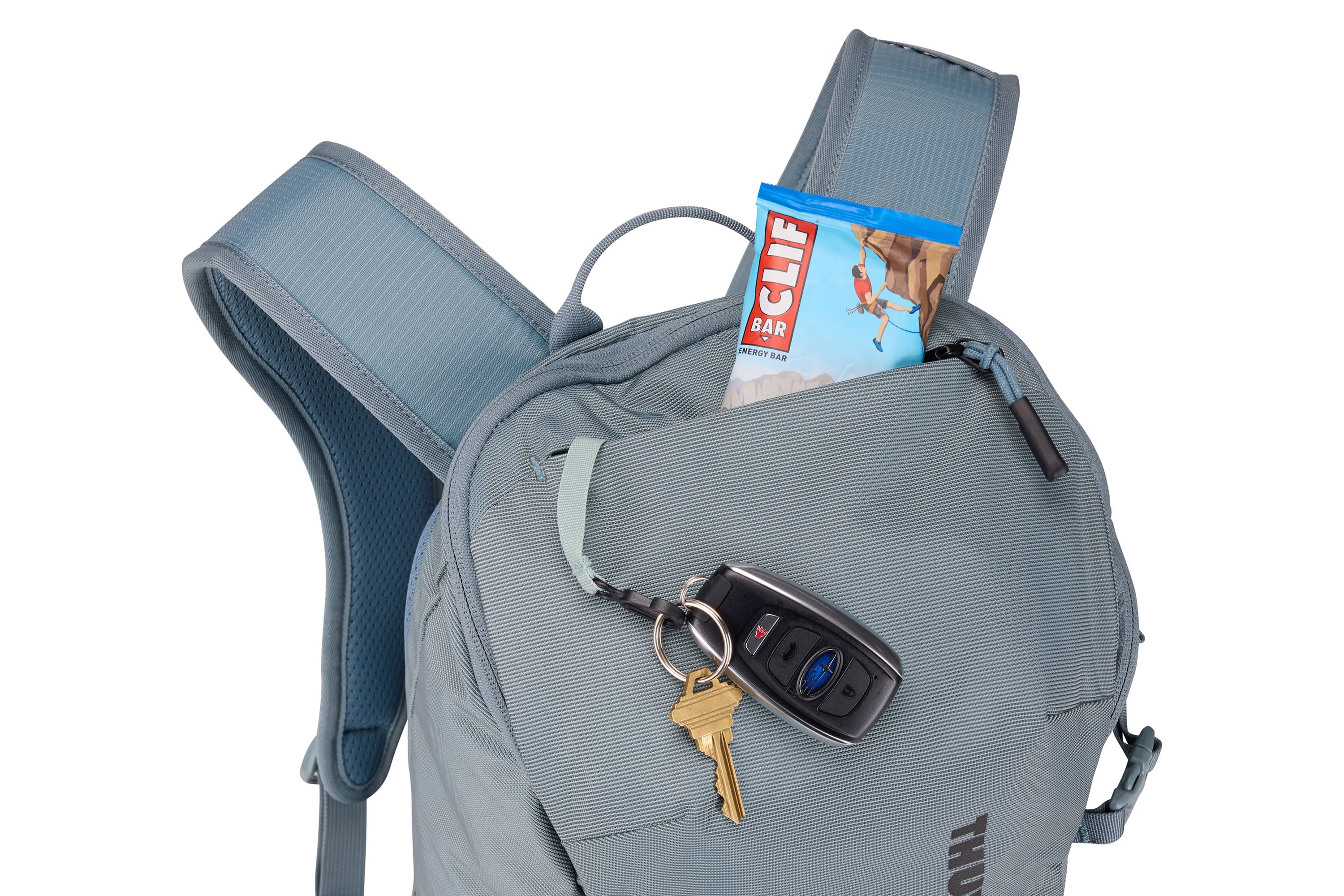 Thule AllTrail Daypack 18L in Pond Blue — detail view # color_Pond Blue