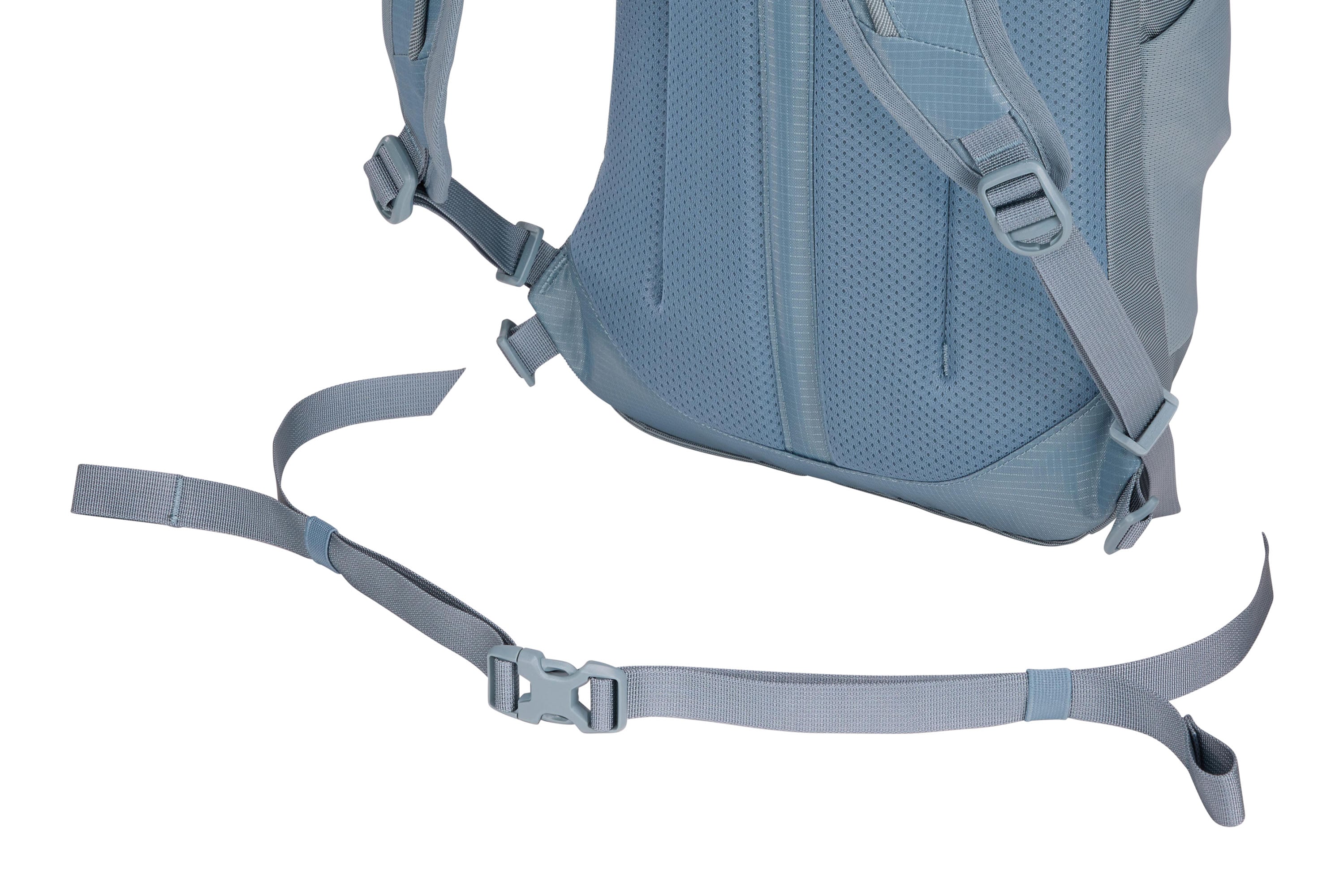 Thule AllTrail Daypack 18L in Pond Blue — detail view 3 # color_Pond Blue