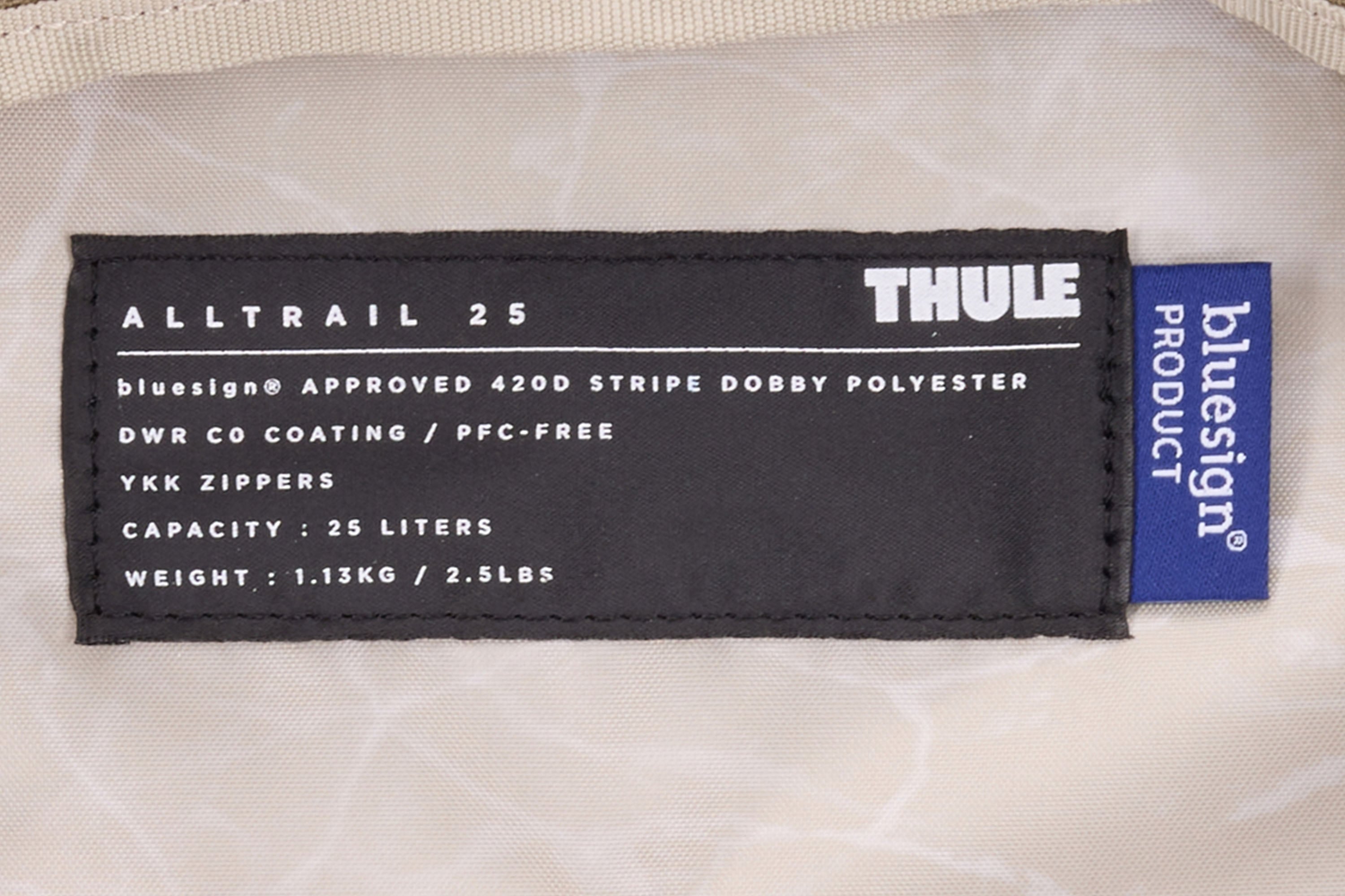 Thule AllTrail Daypack 25L in Faded Khaki — detail view 4 # color_Faded Khaki