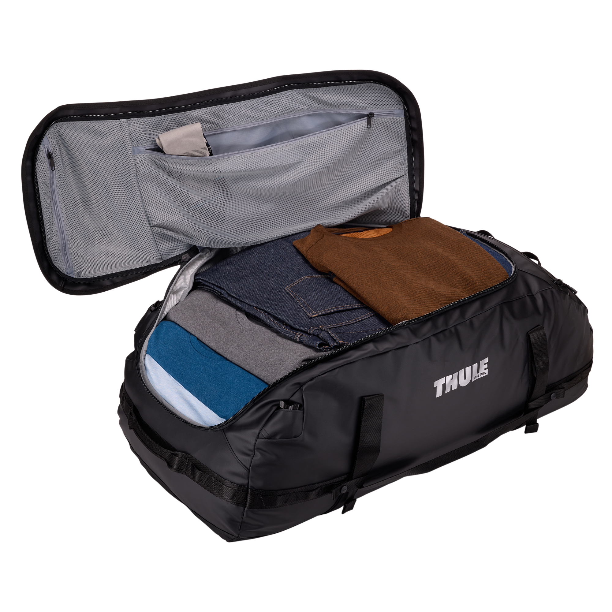 Thule Chasm 130L Duffel in Black — interior view # color_Black