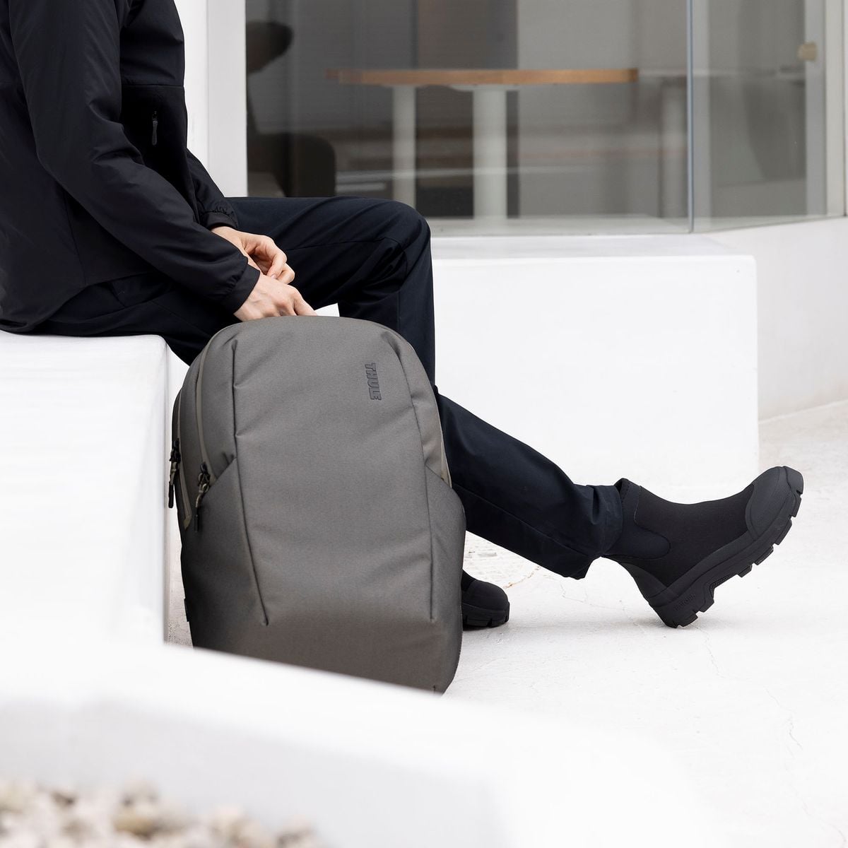 Thule Subterra 2 Backpack 21L in Vetiver Gray — lifestyle 3