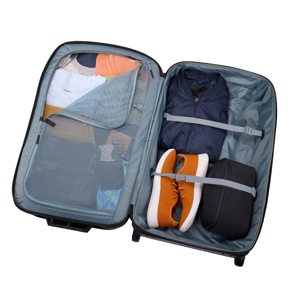 Thule Subterra 2 Wheeled Duffel 80L, view 3