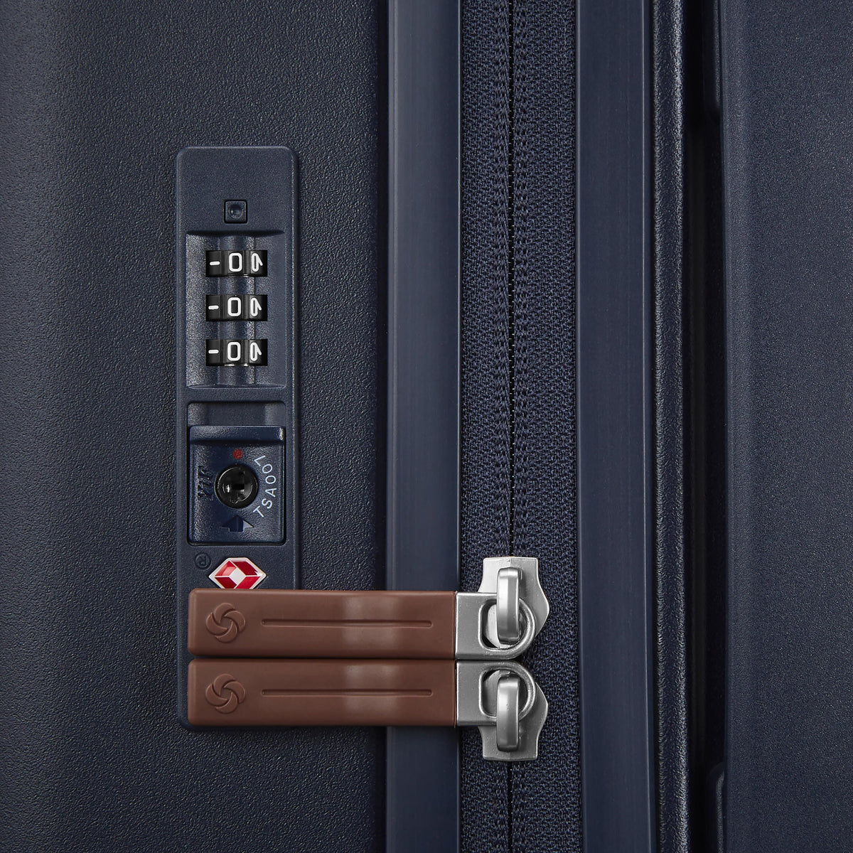 Samsonite Virtuosa Carry On Spinner Luggage in Navy — detail view 3