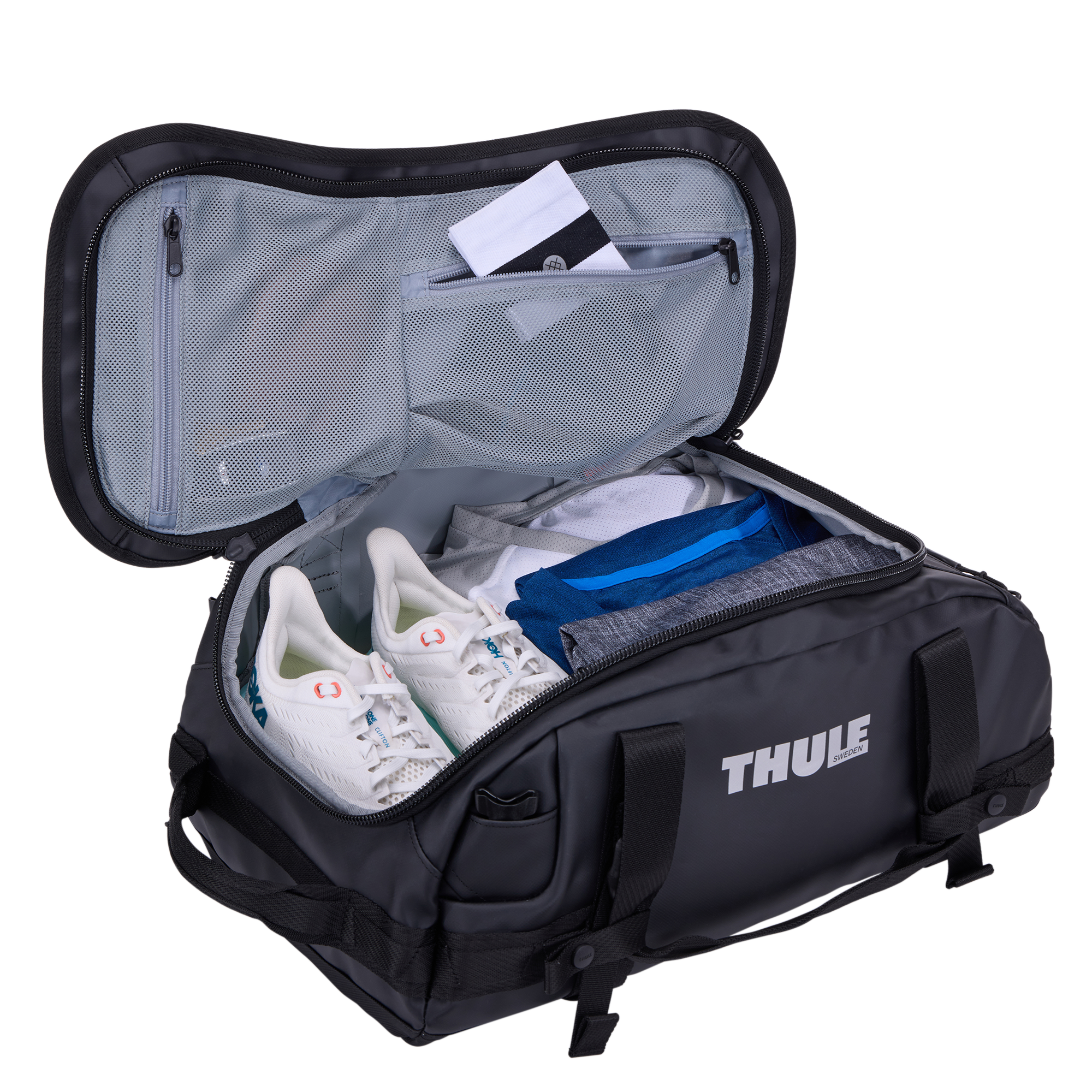 Thule Chasm 30L Duffel in Black — interior view # color_Black