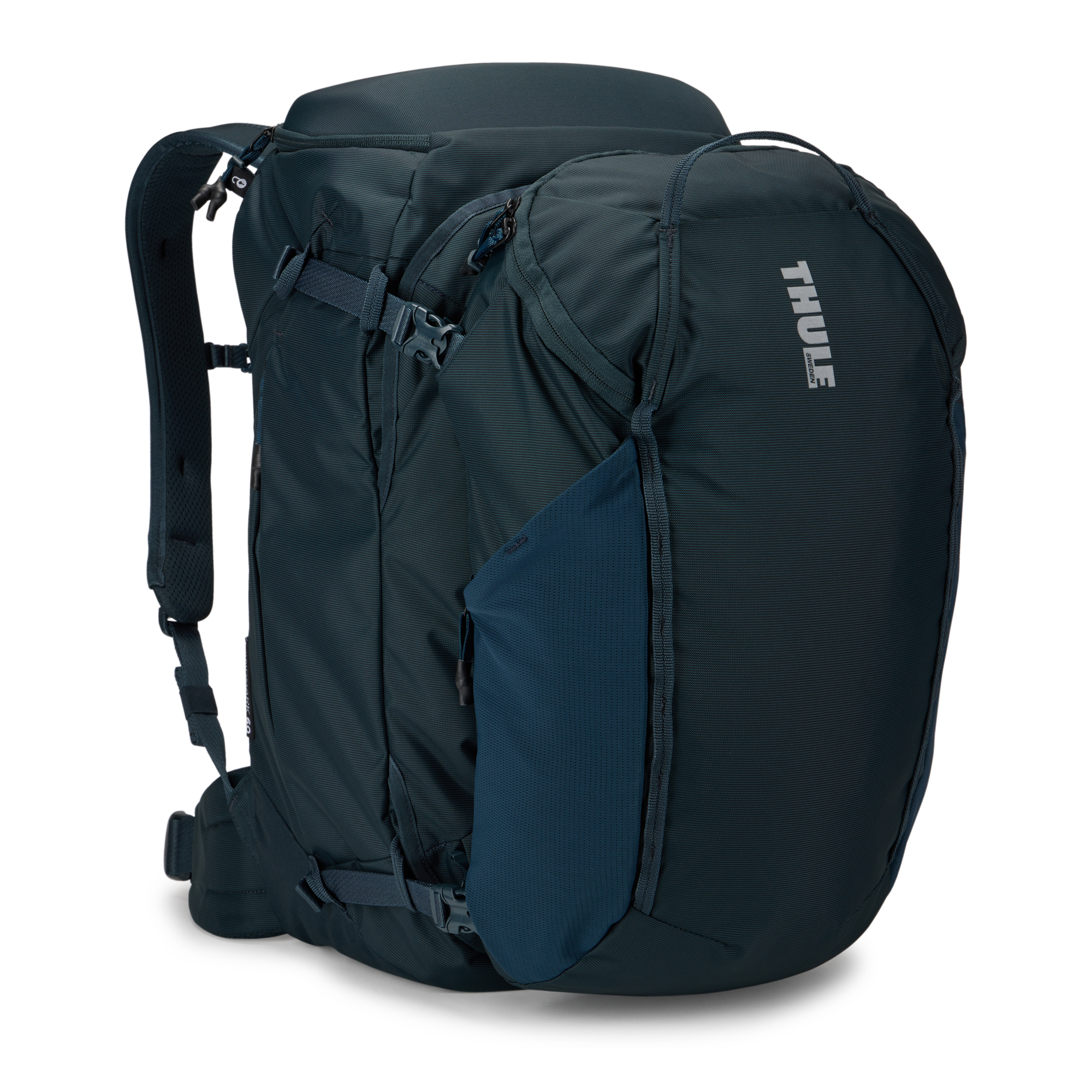Thule Landmark 60L in Darkest Blue — front view # color_Darkest Blue