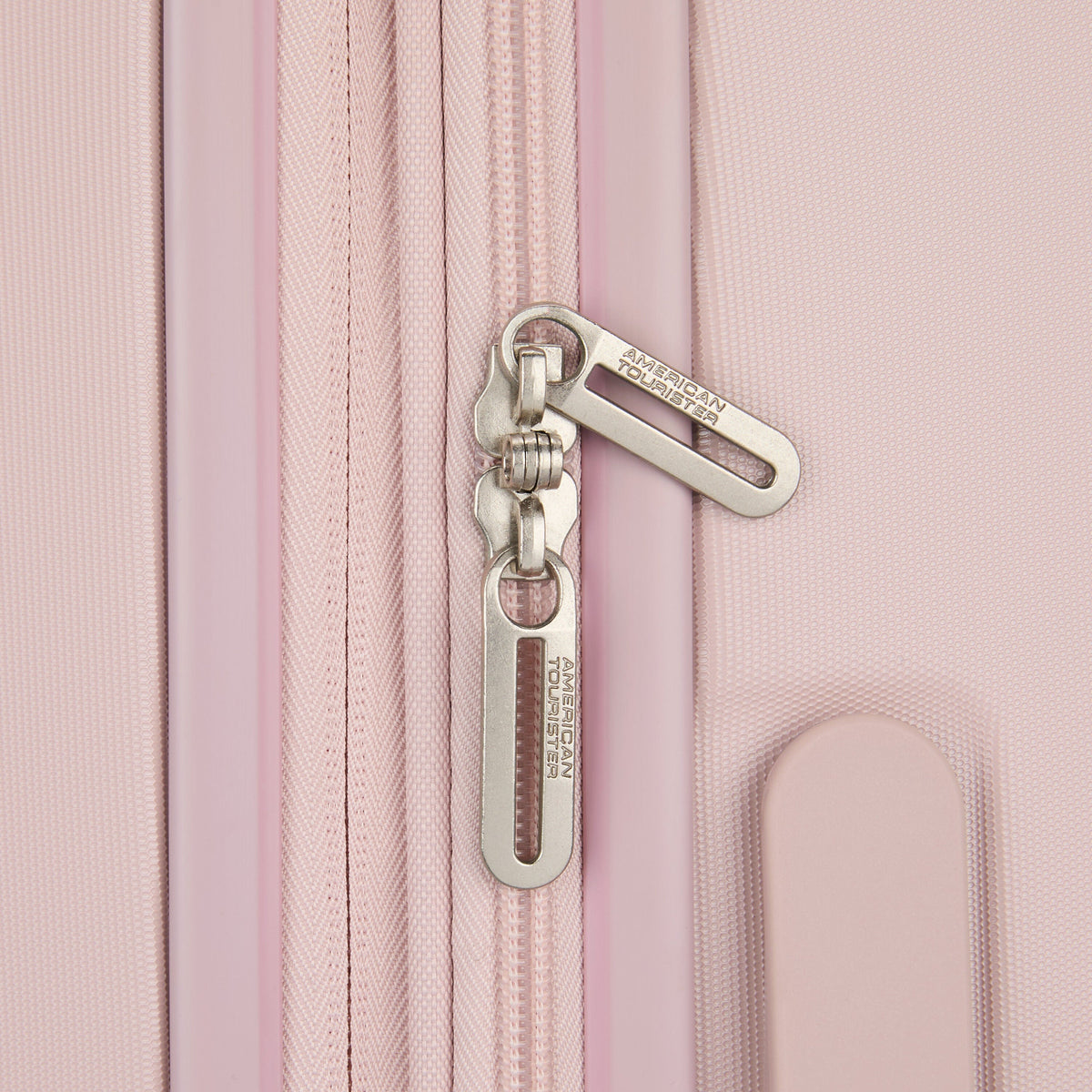 American Tourister Stratum 3.0 Large Spinner in Pink Blush — detail view 3